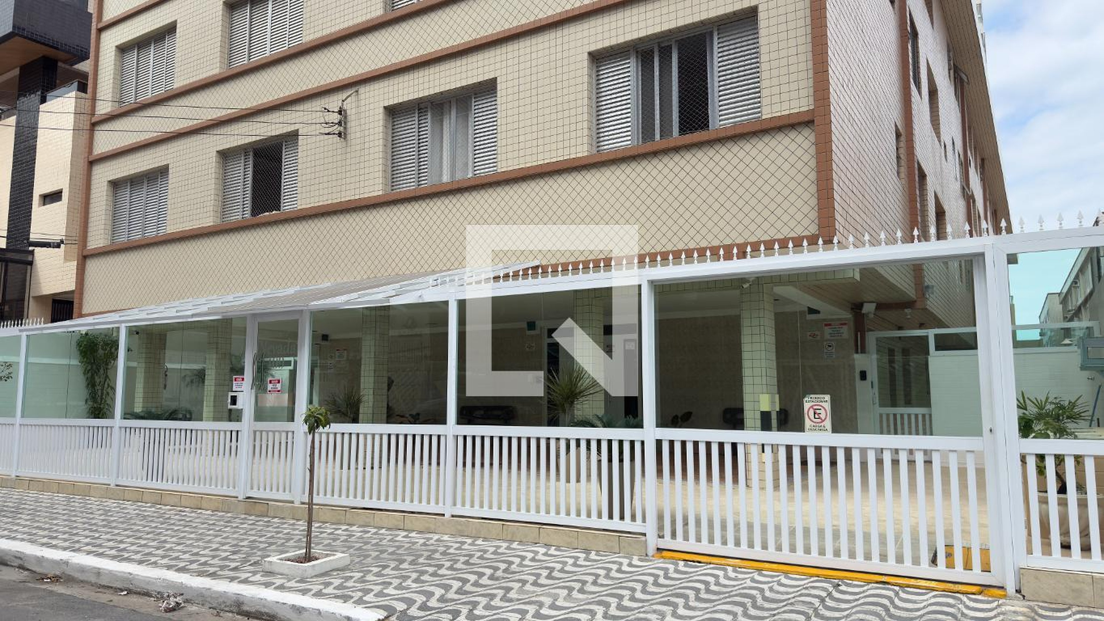 Fachada do Prédio Condomínio Nevada