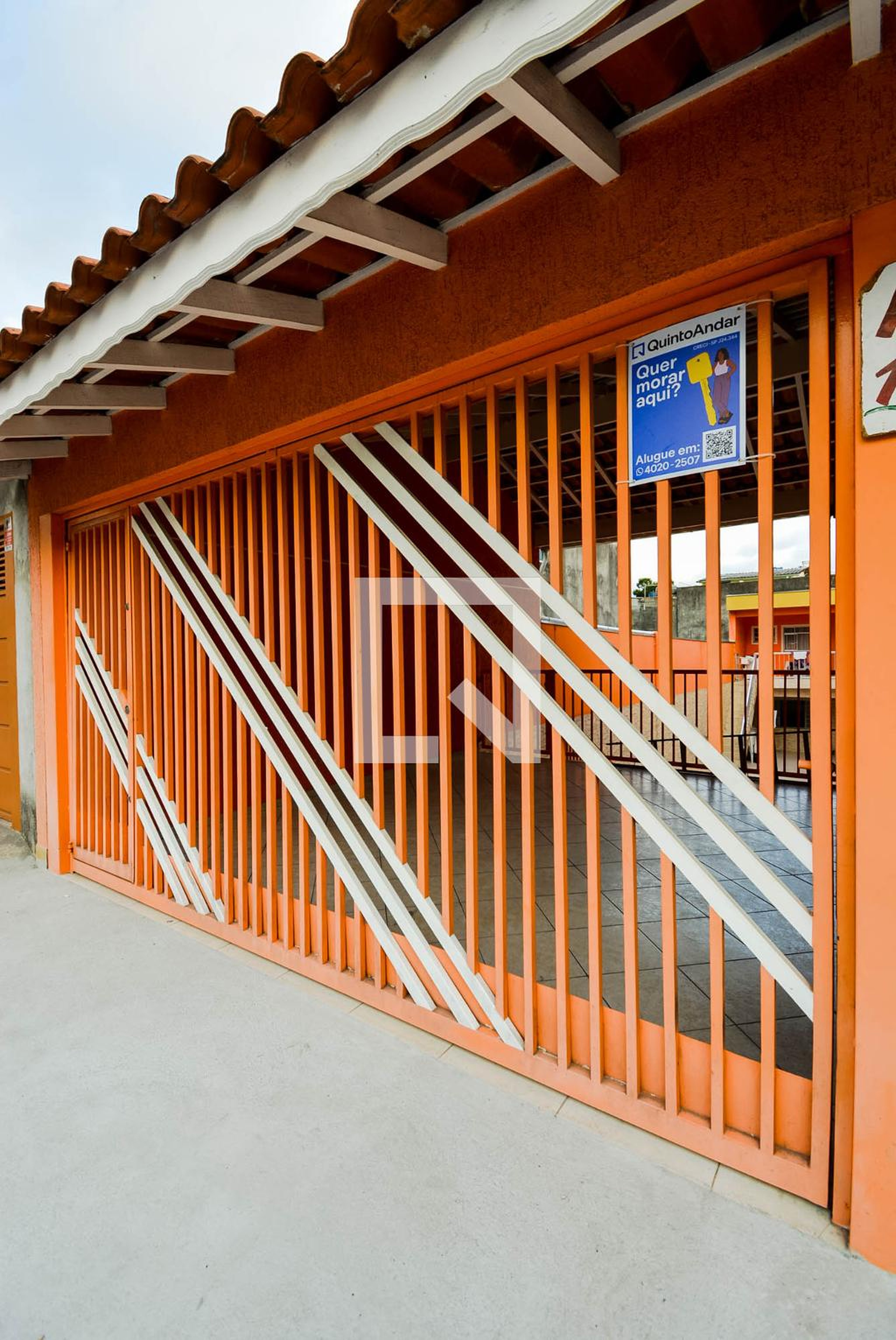 Fachada Condomínio em Rua Sertãozinho, 180