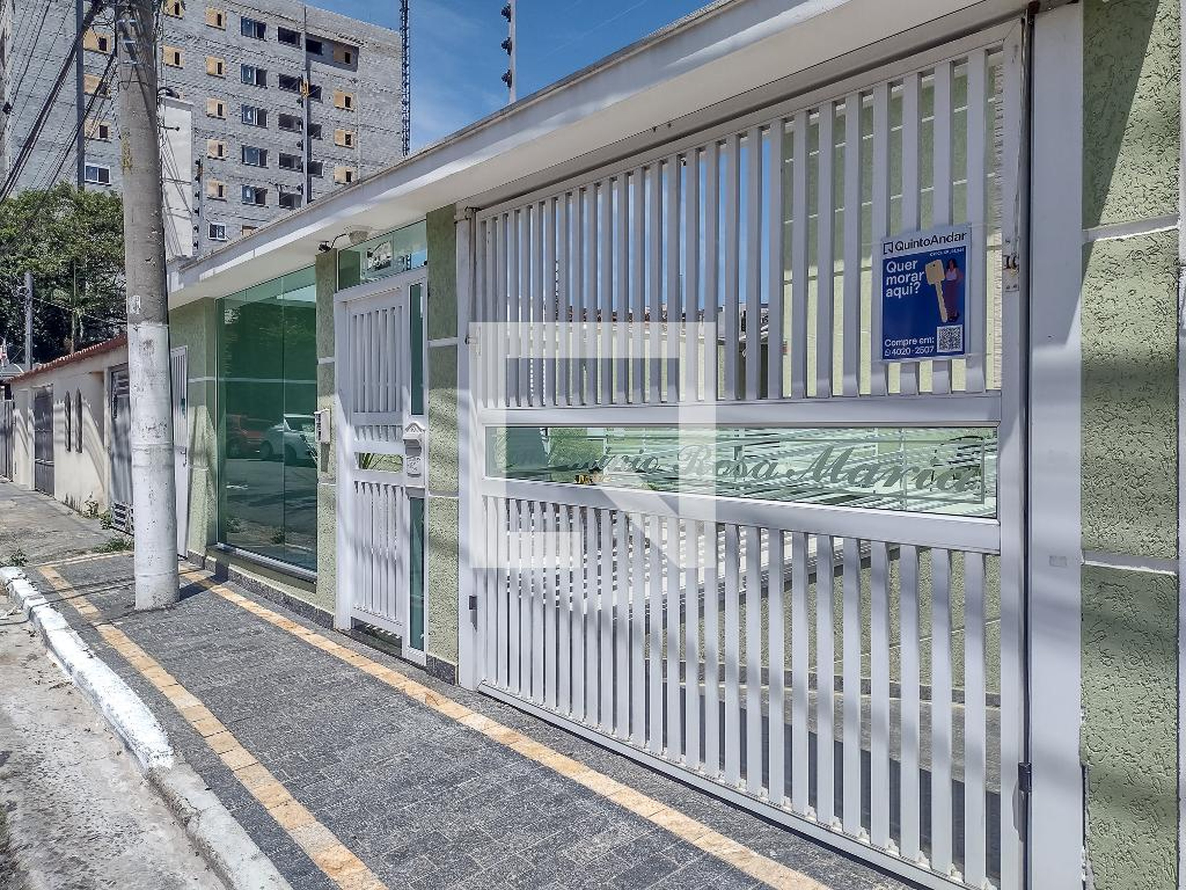 Fachada Condomínio em Rua Aragão, 455