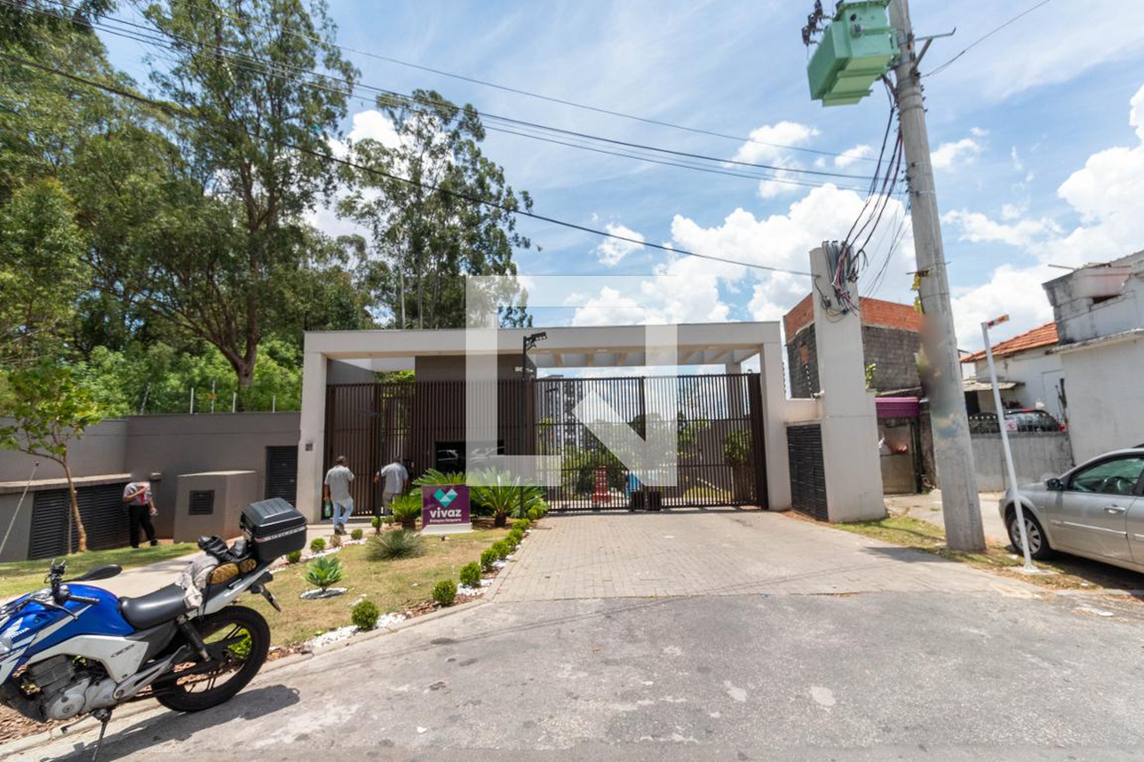 Fachada do Prédio Condomínio em Avenida Itaquera, 4000