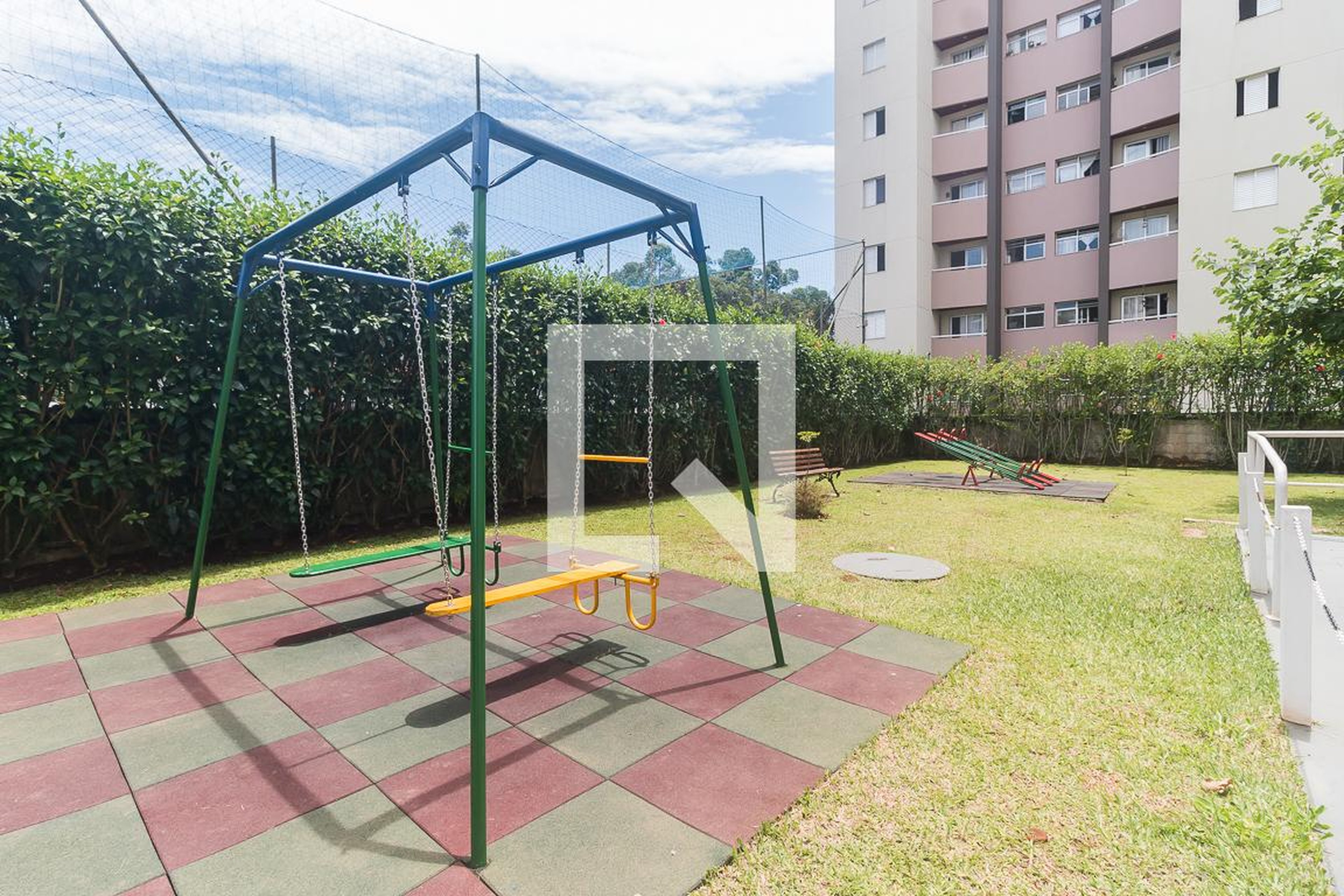 Playground - Flora 1