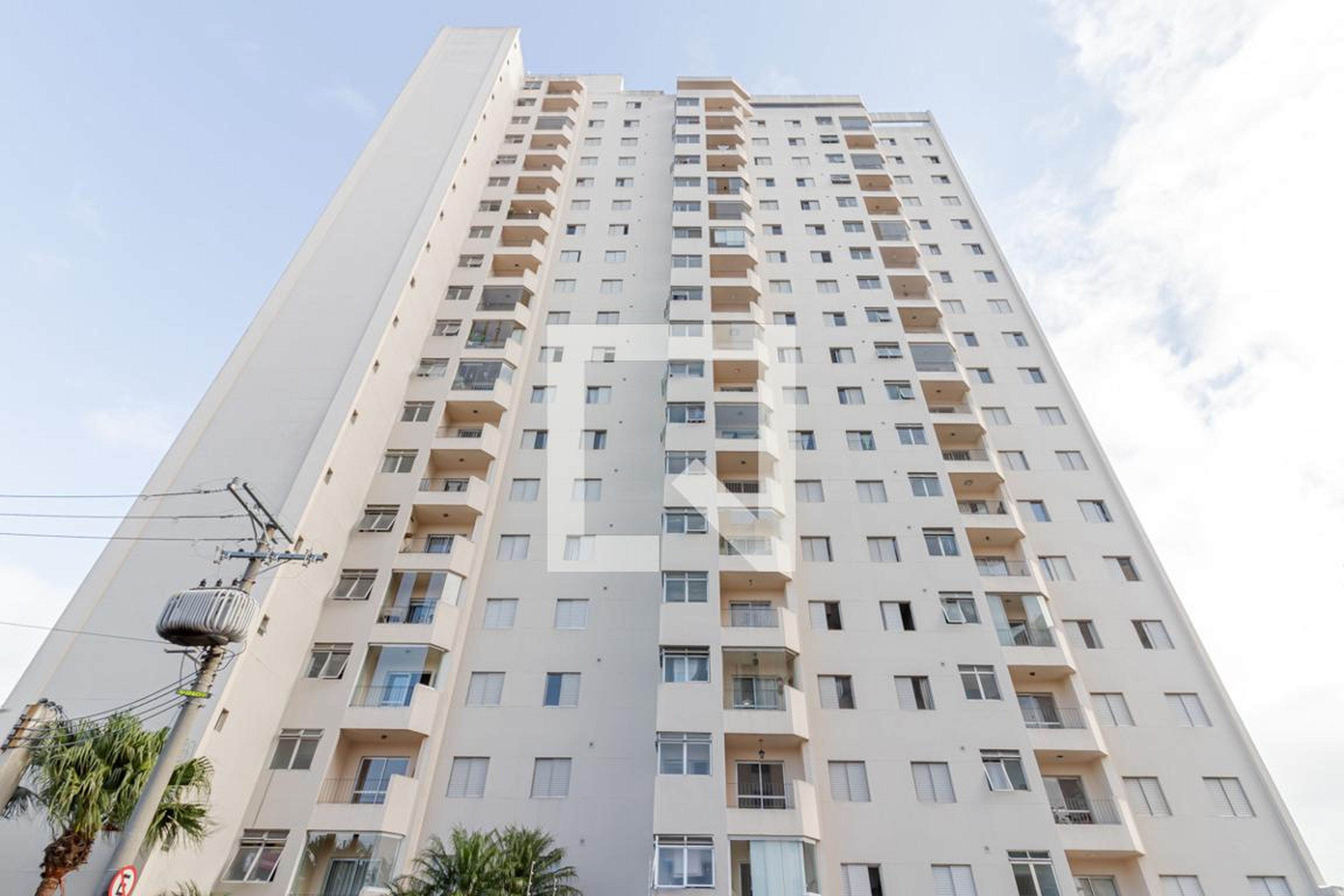 Fachada Condomínio em Alameda Itupiranga, 06