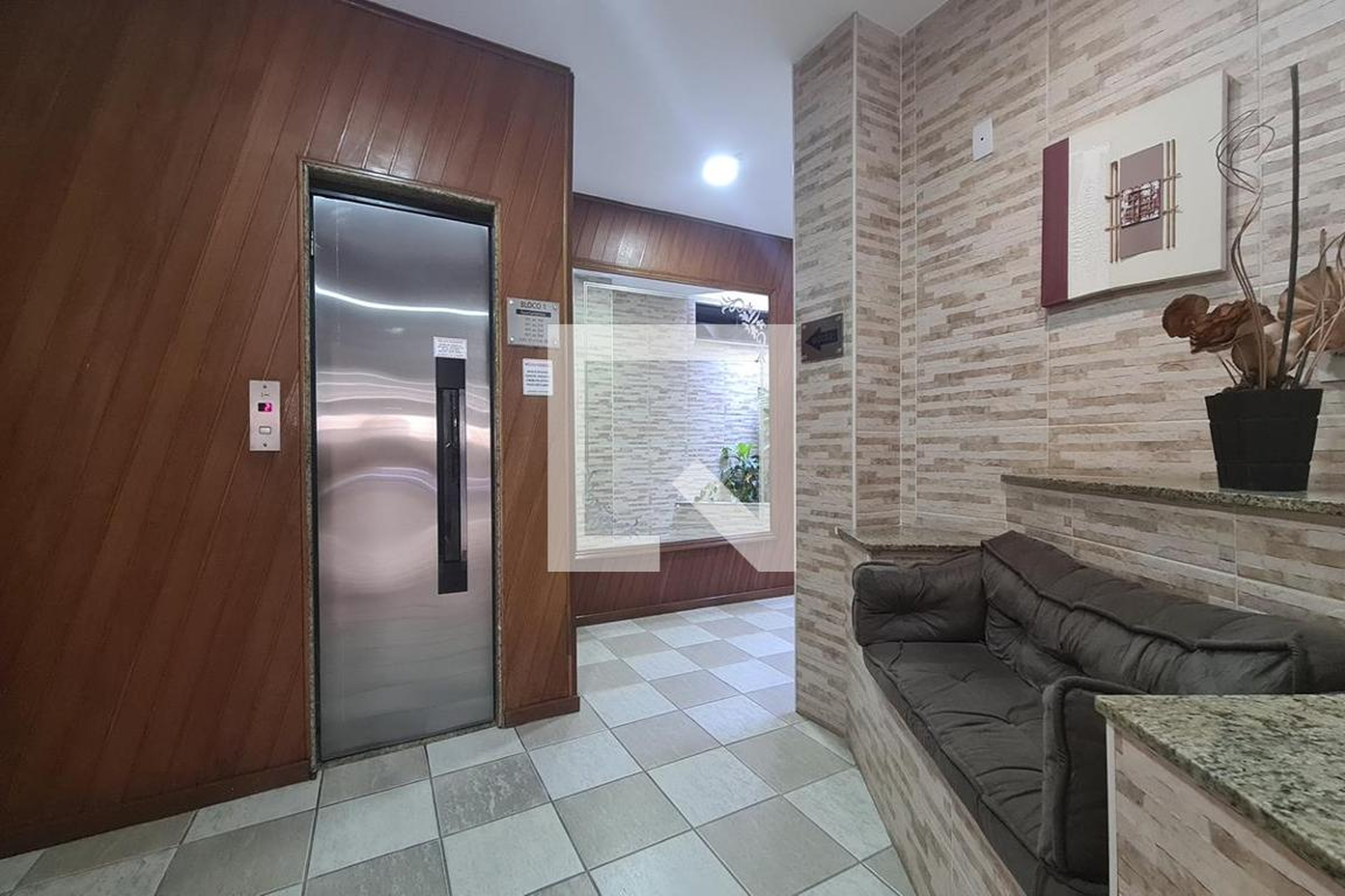 Hall social - Edifício Menino Jesus