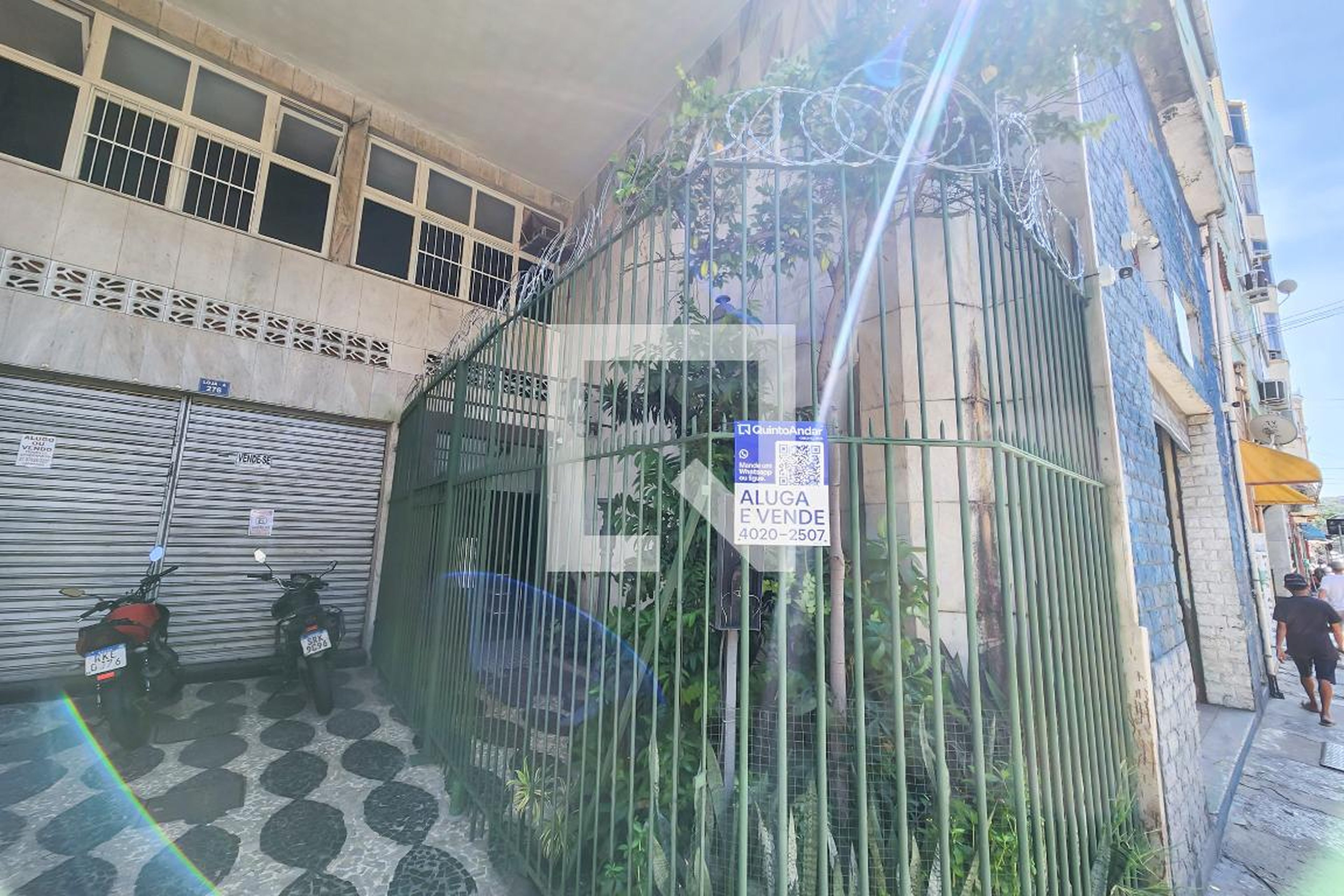 Fachada Condomínio em Rua General Caldwell, 276