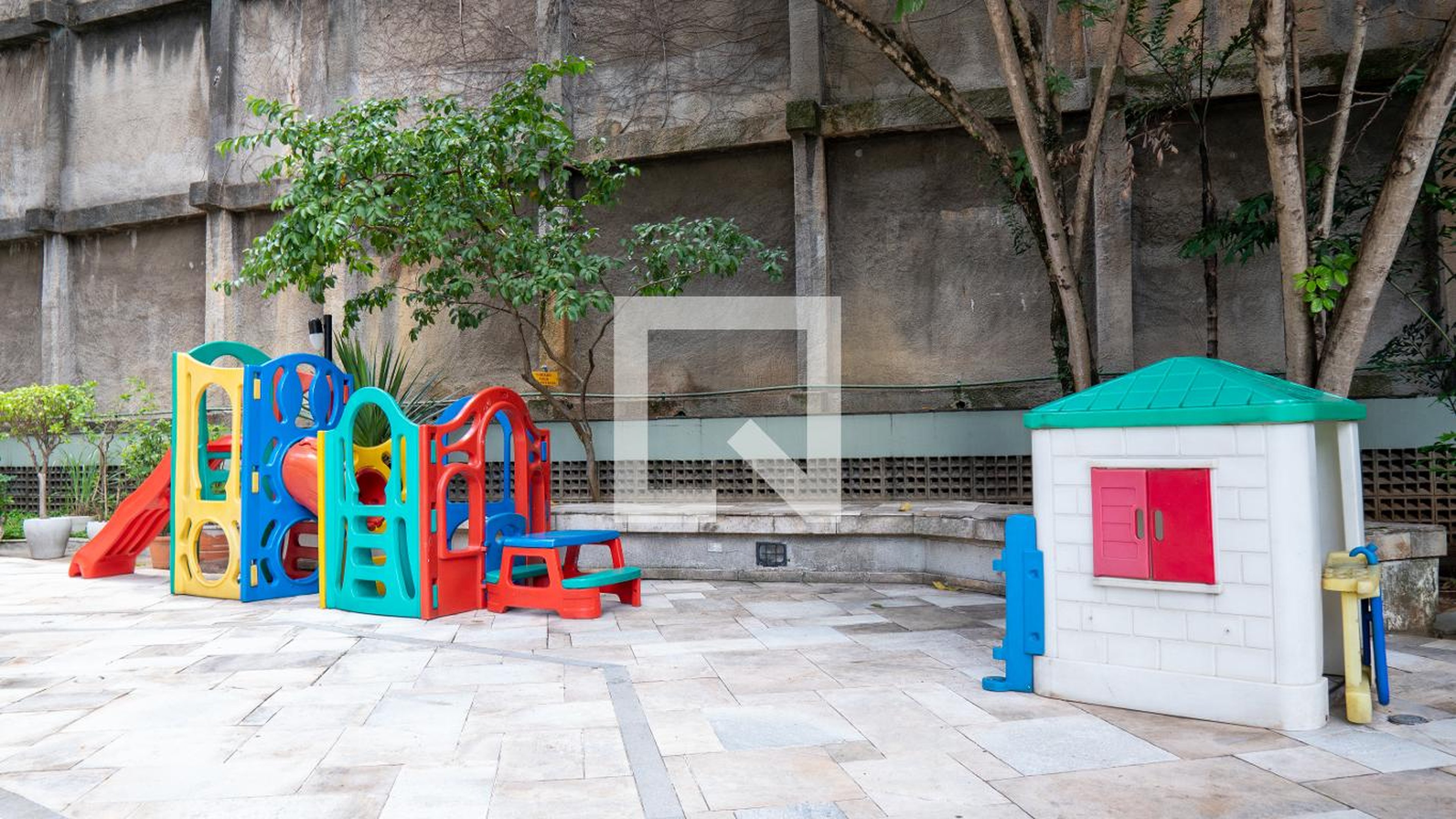 Playground - Edifício Itacuruca