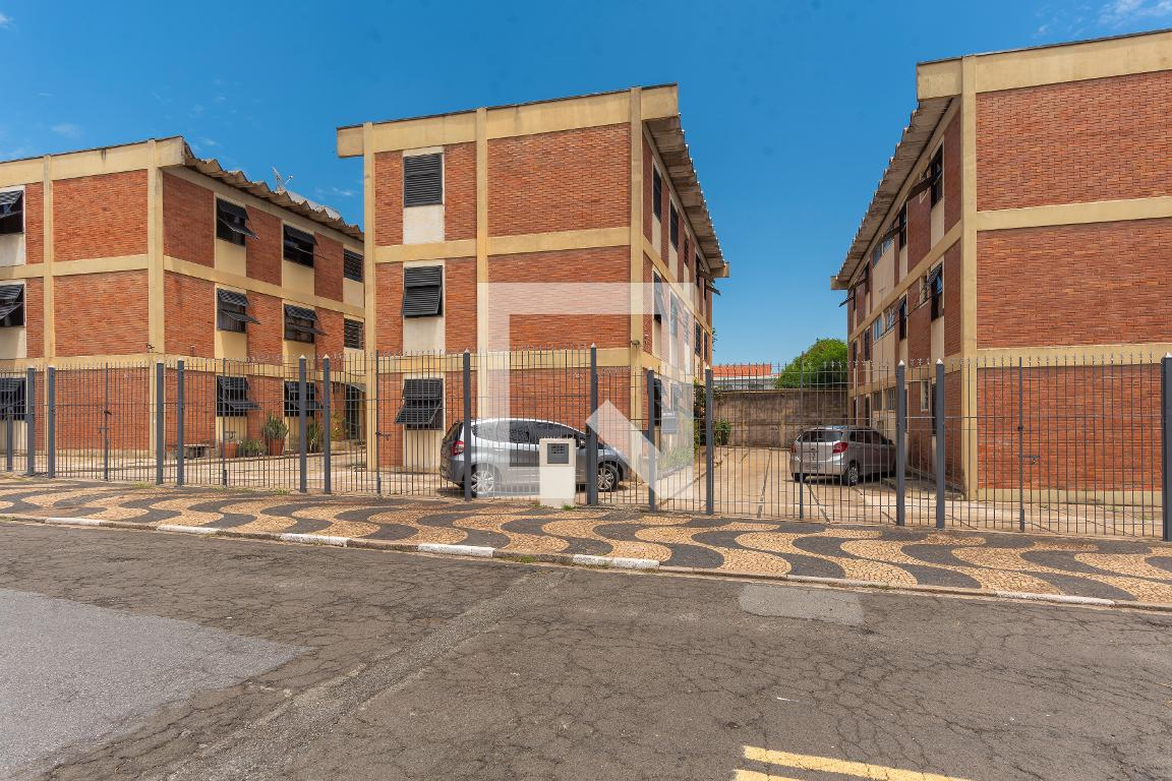 Fachada do Condomínio Condomínio em Rua Jorge Chegure, 14