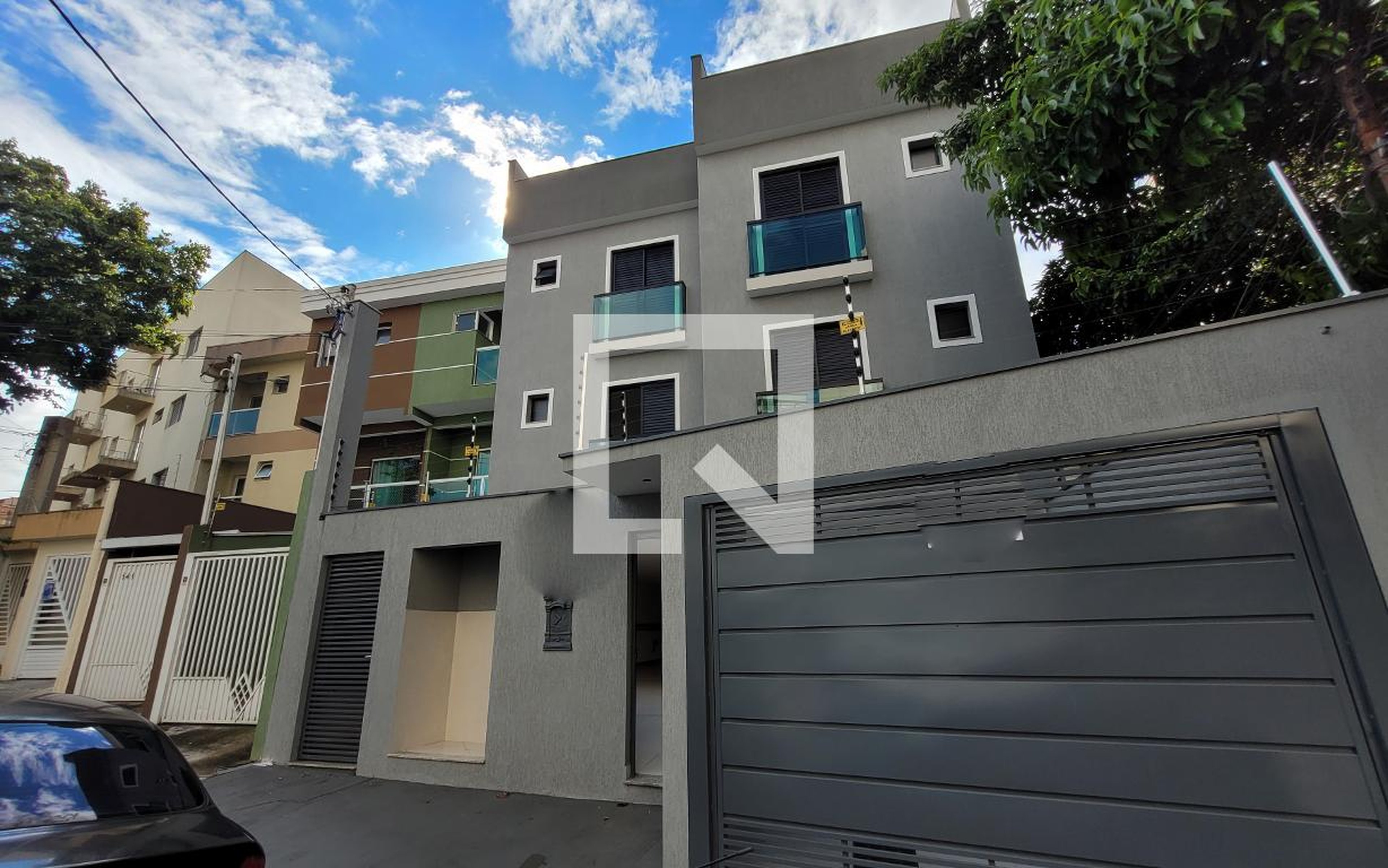 Fachada Condomínio em Rua Andradina, 155