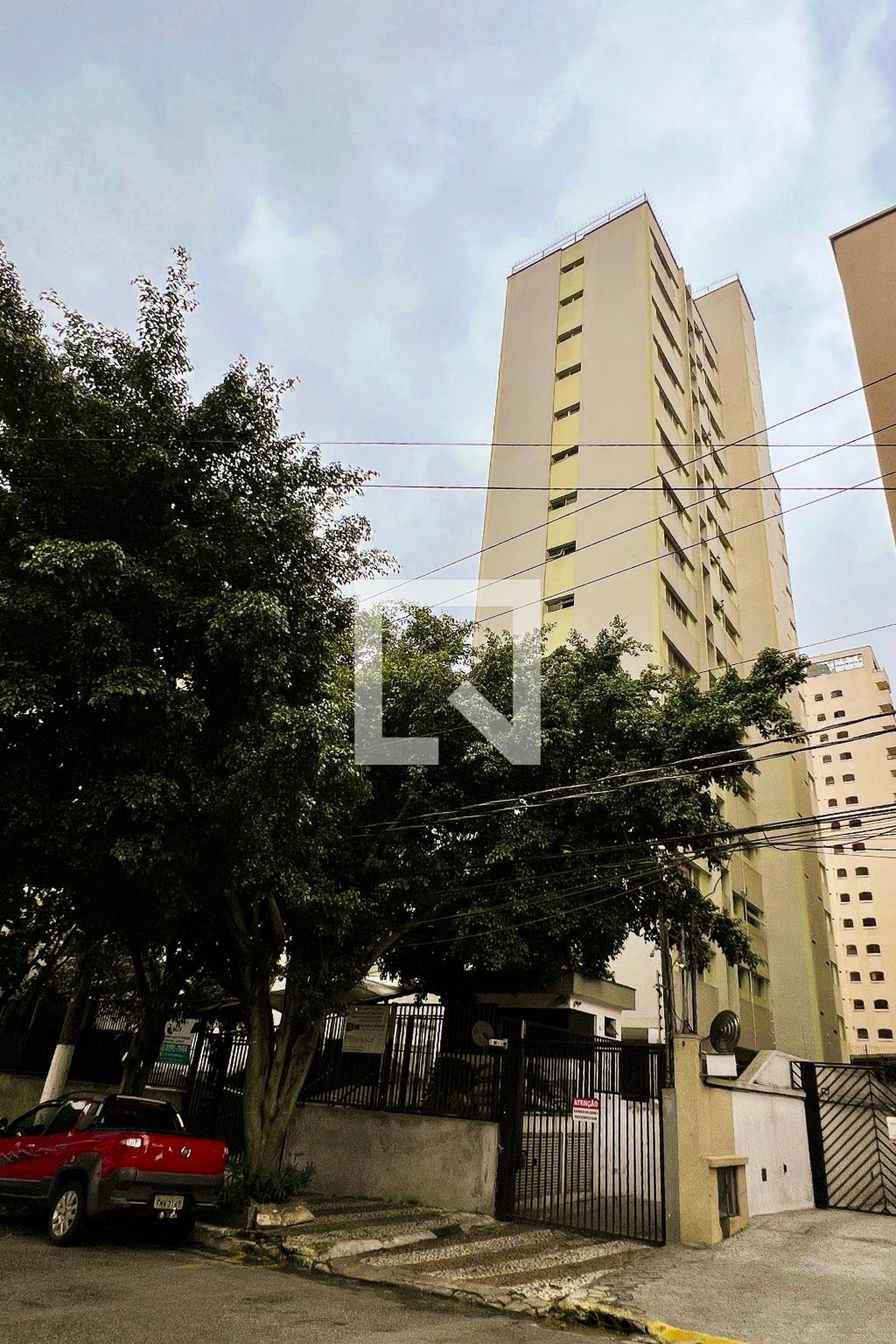 Fachada Condomínio Saint Etienne