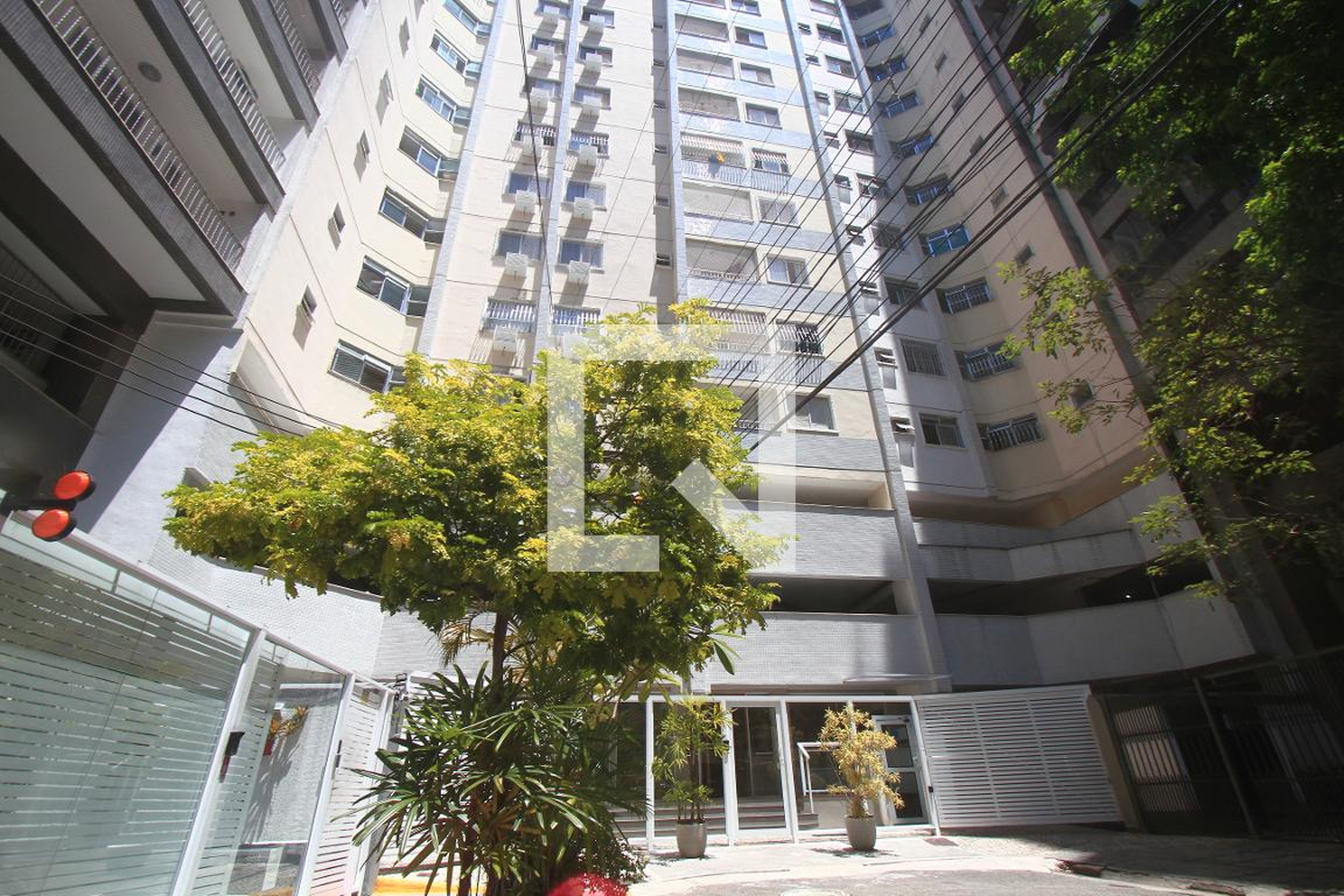 Fachada Condomínio Princesa Erika