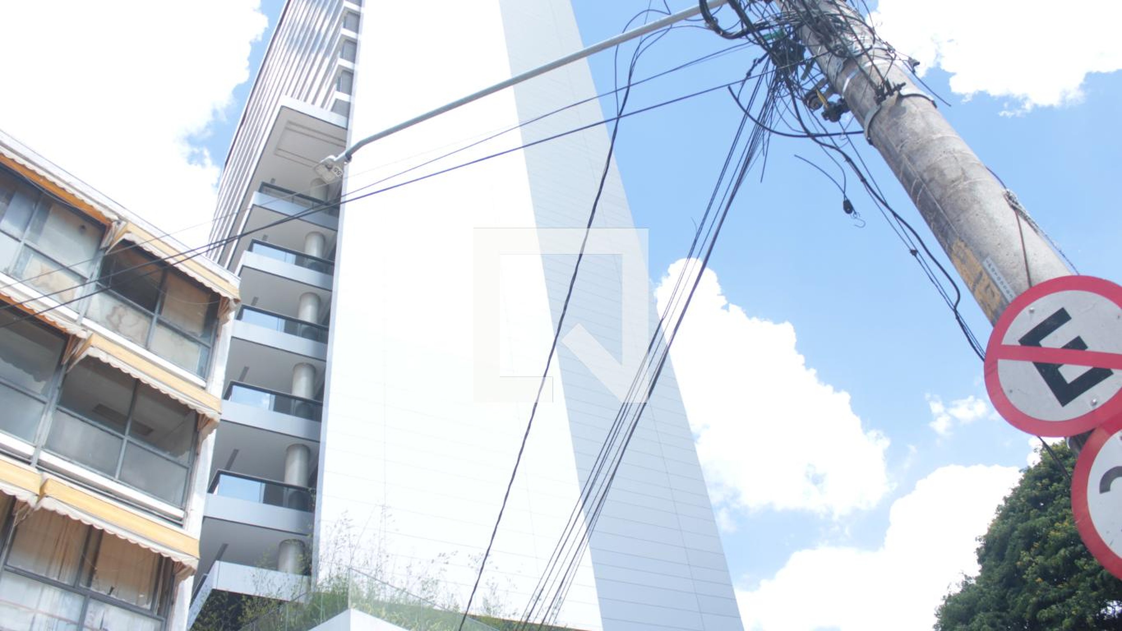 Fachada do Prédio Condomínio Parque Jockey