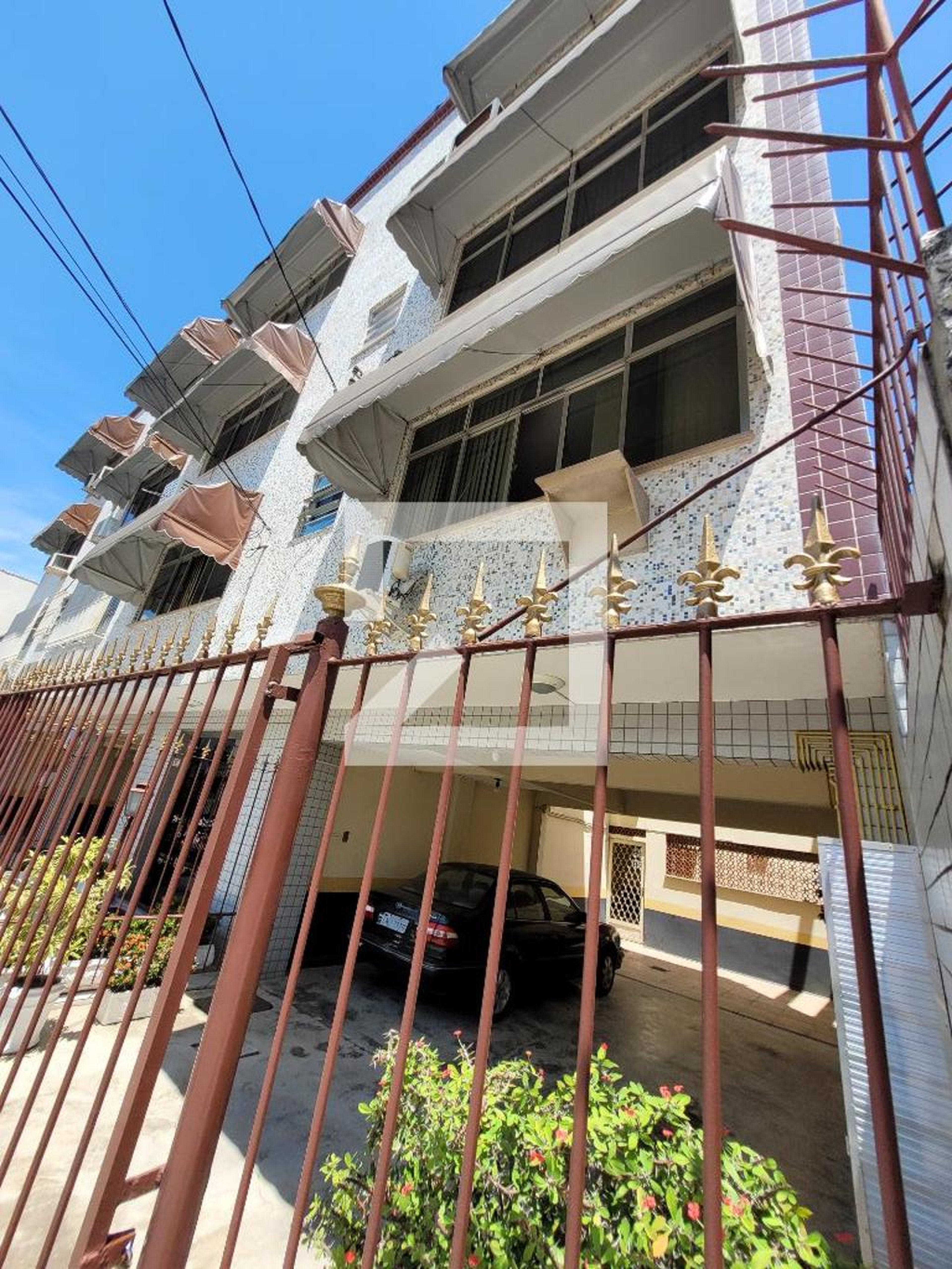 Fachada Condomínio em Rua da Inspiração, 487