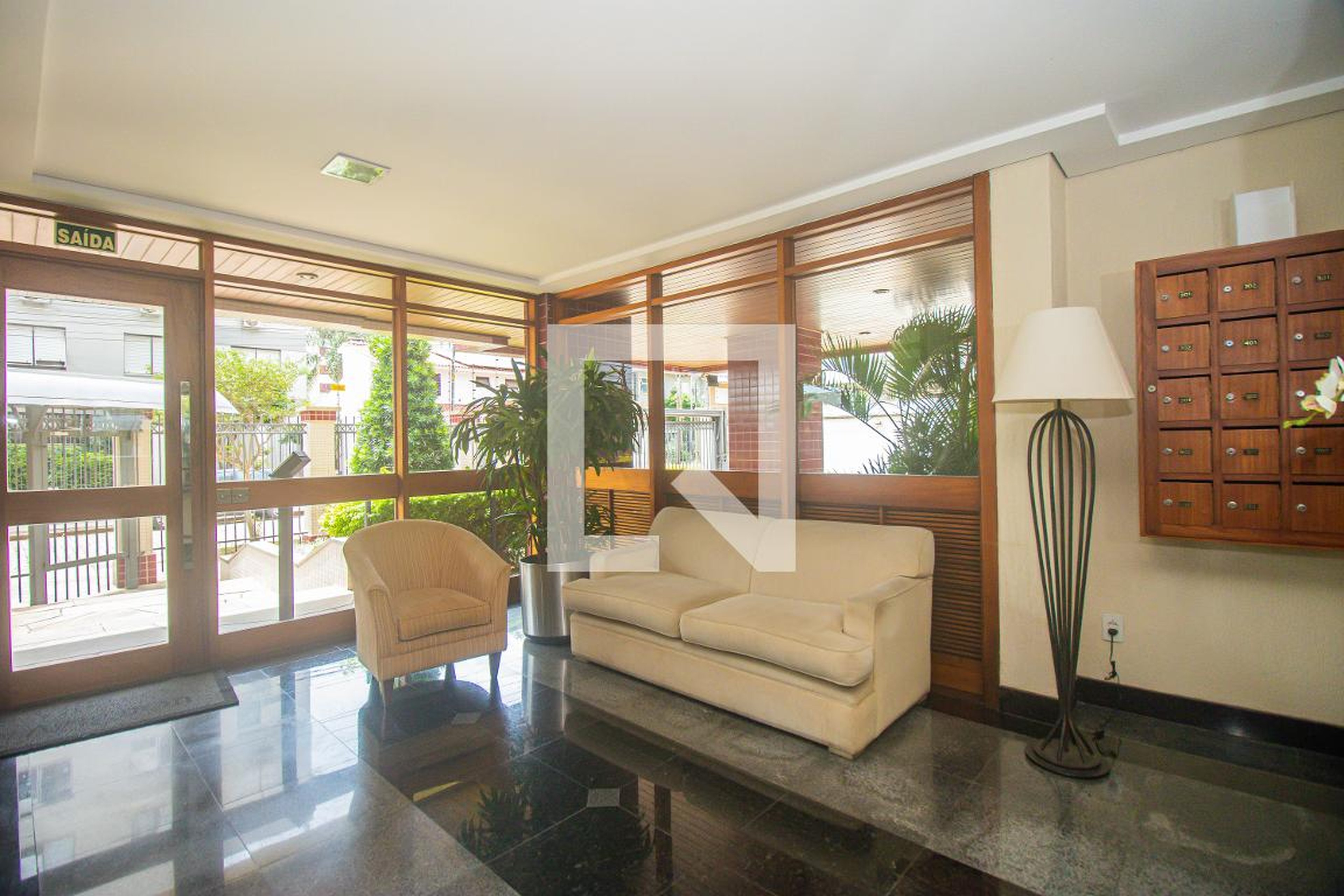 Hall de entrada - Edifício Village Avignon