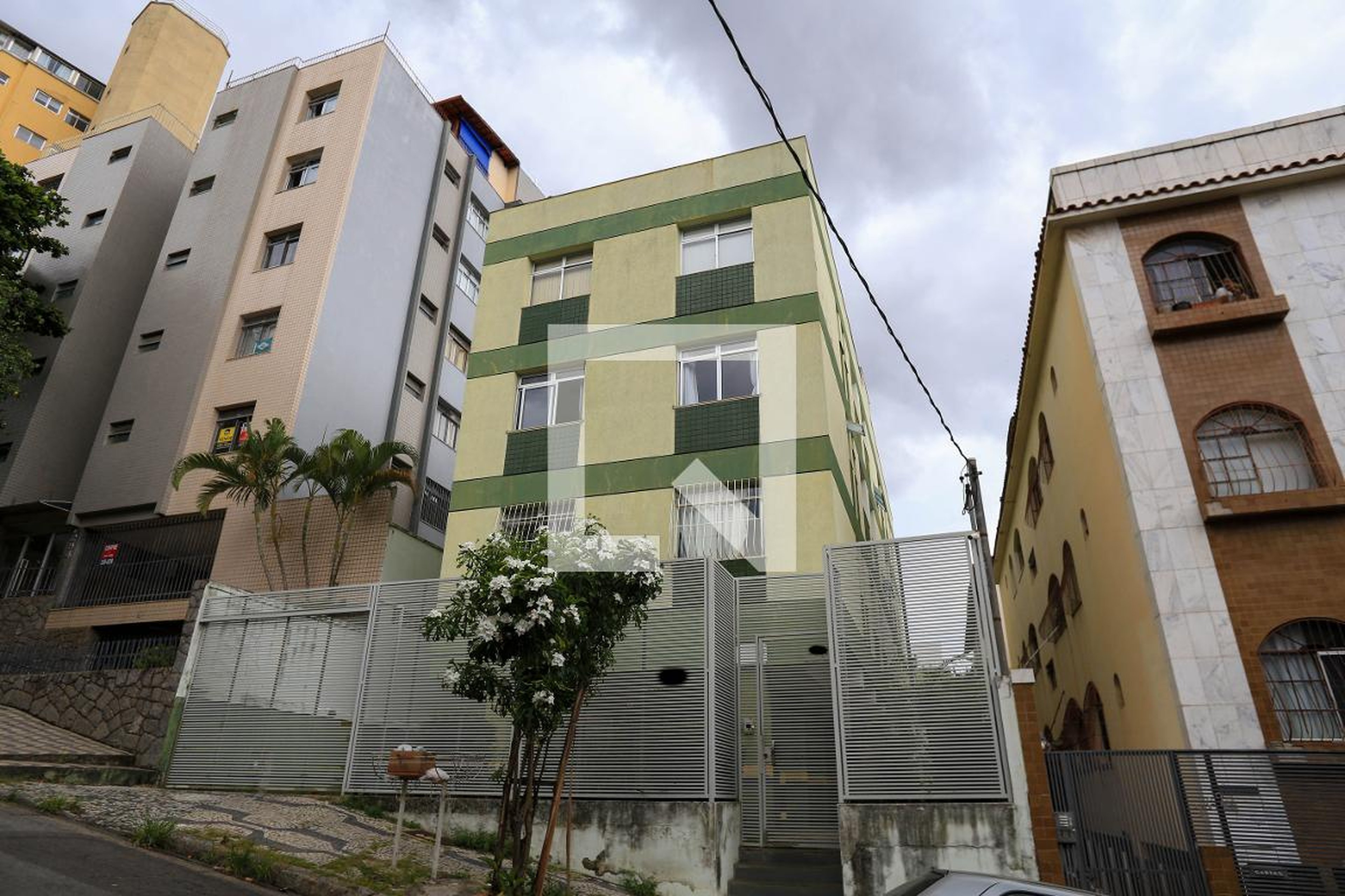 Fachada Condomínio em Rua Professor Pimenta da Veiga, 266