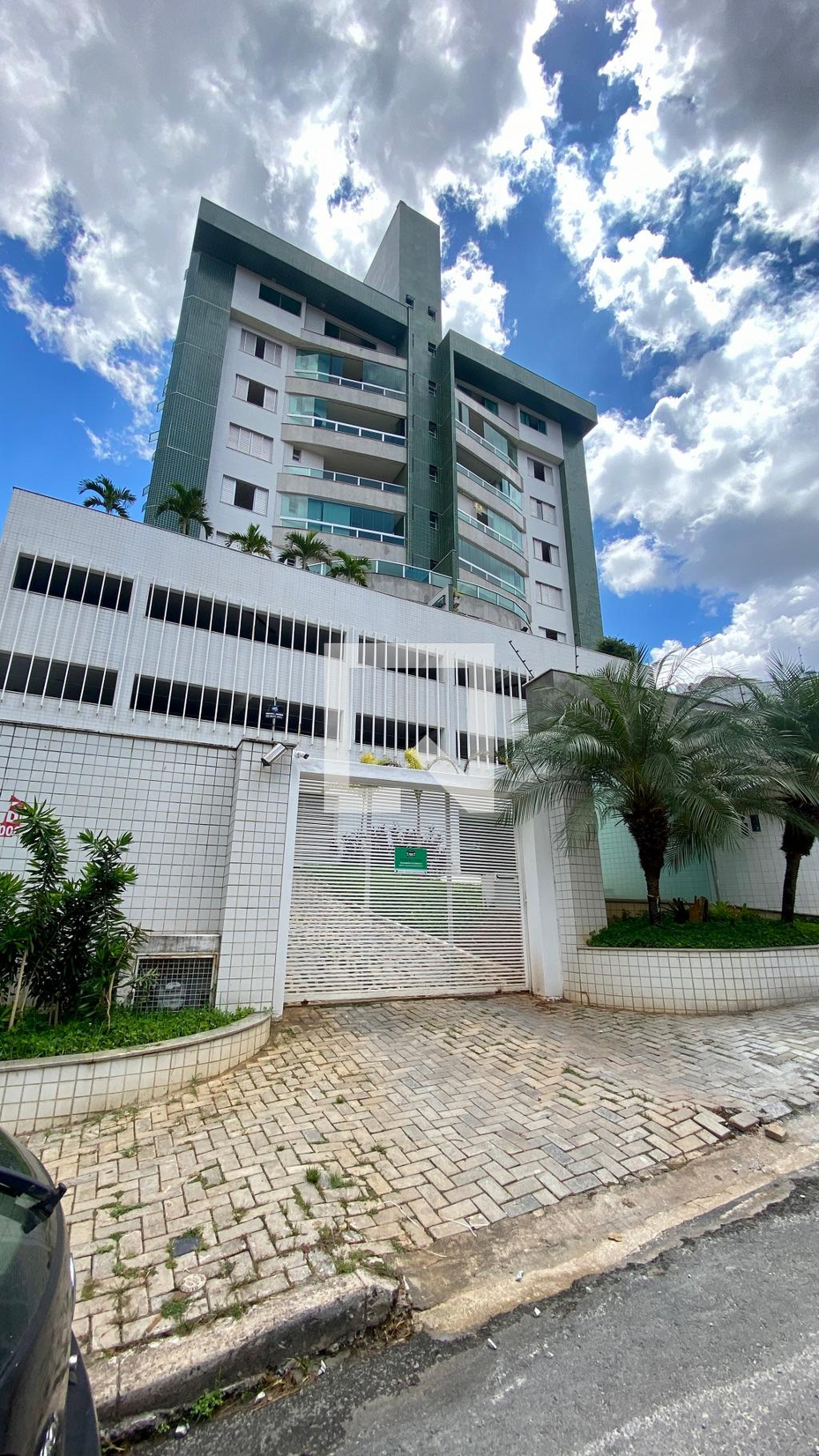 Fachada do Prédio Condomínio Miriam Mintz