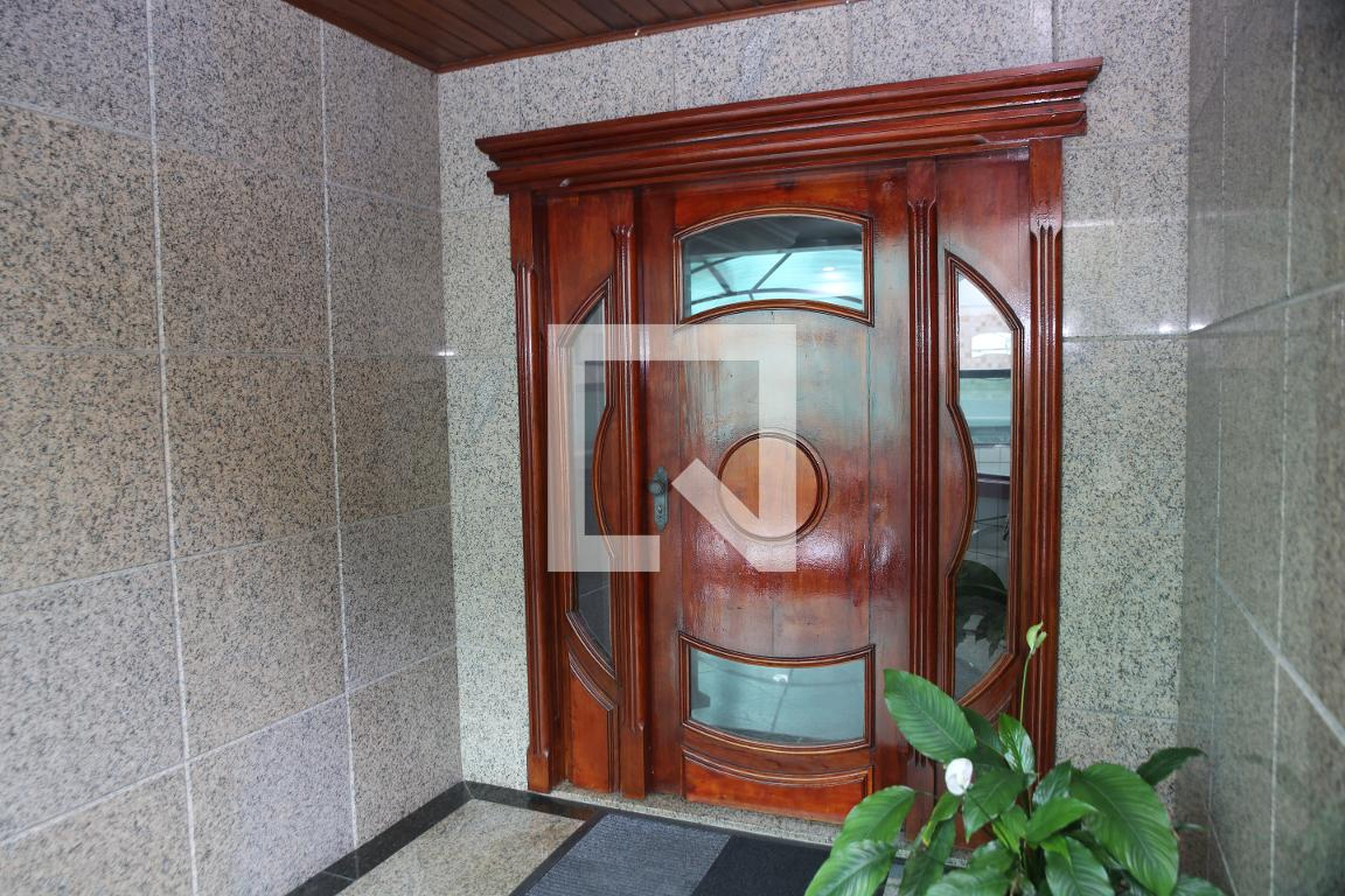 Entrada - Trianon III