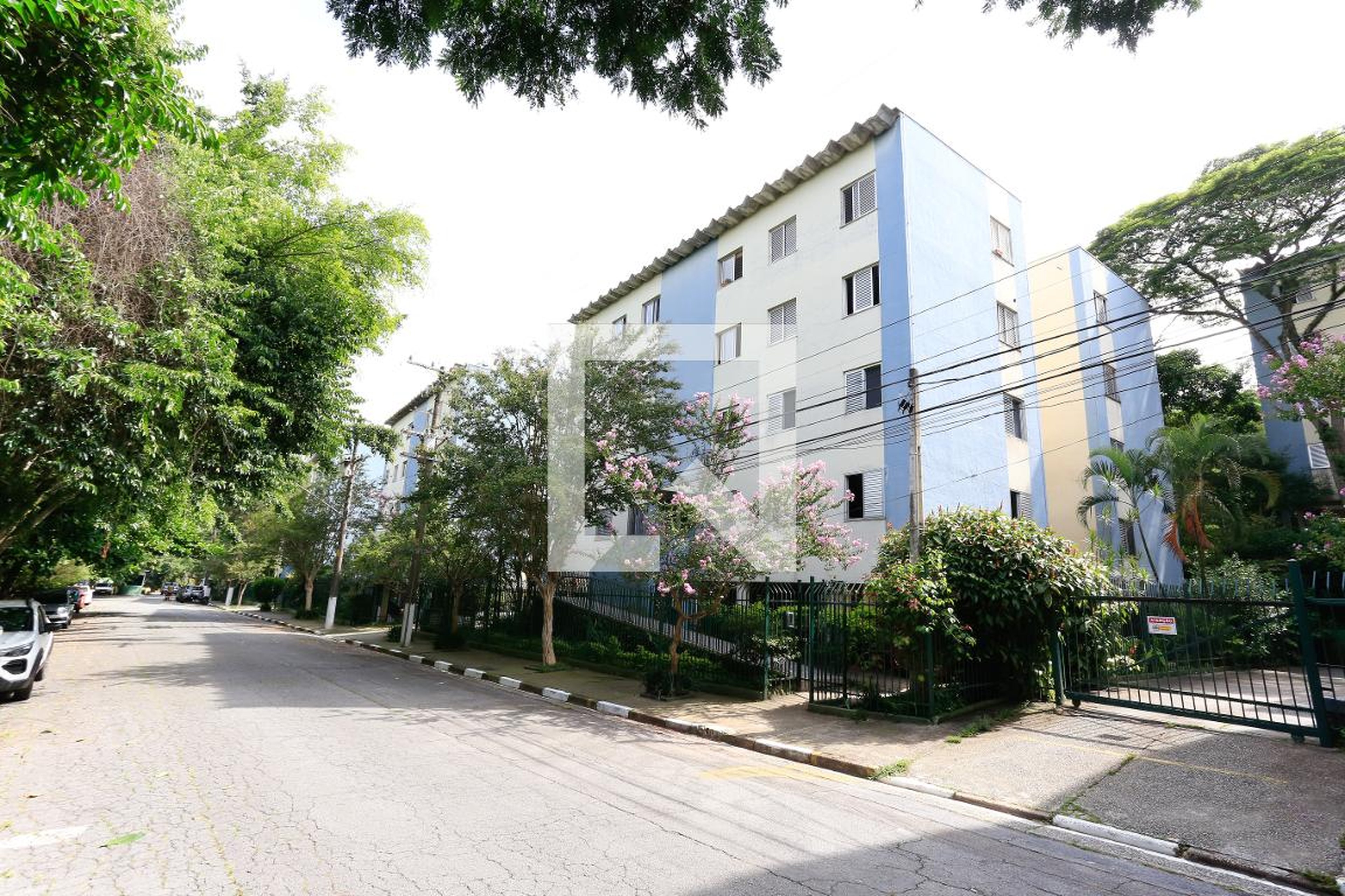 Fachada Condomínio em Rua José Álvares Maciel, 391