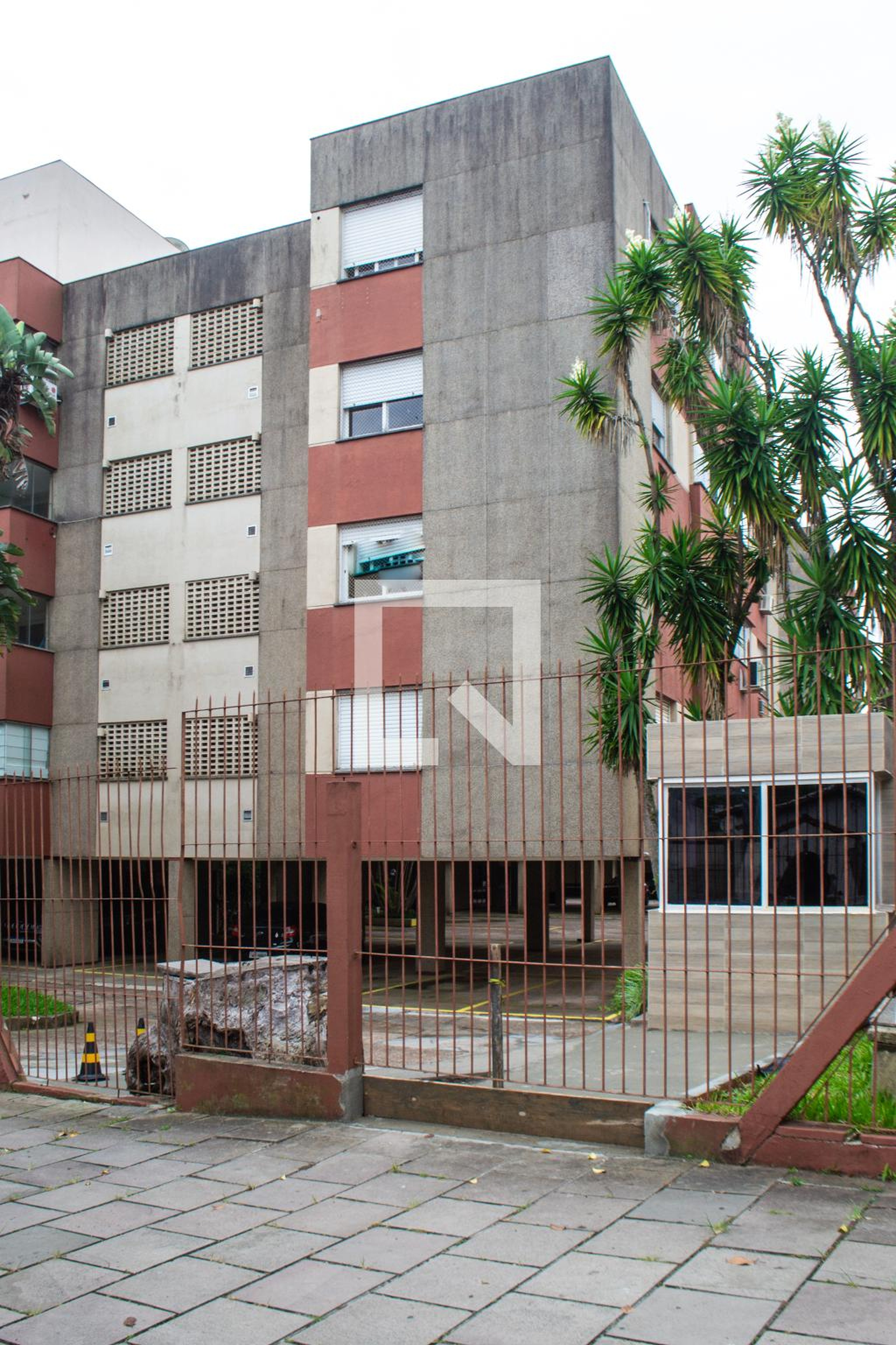 Fachada Condomínio Plaza Monet