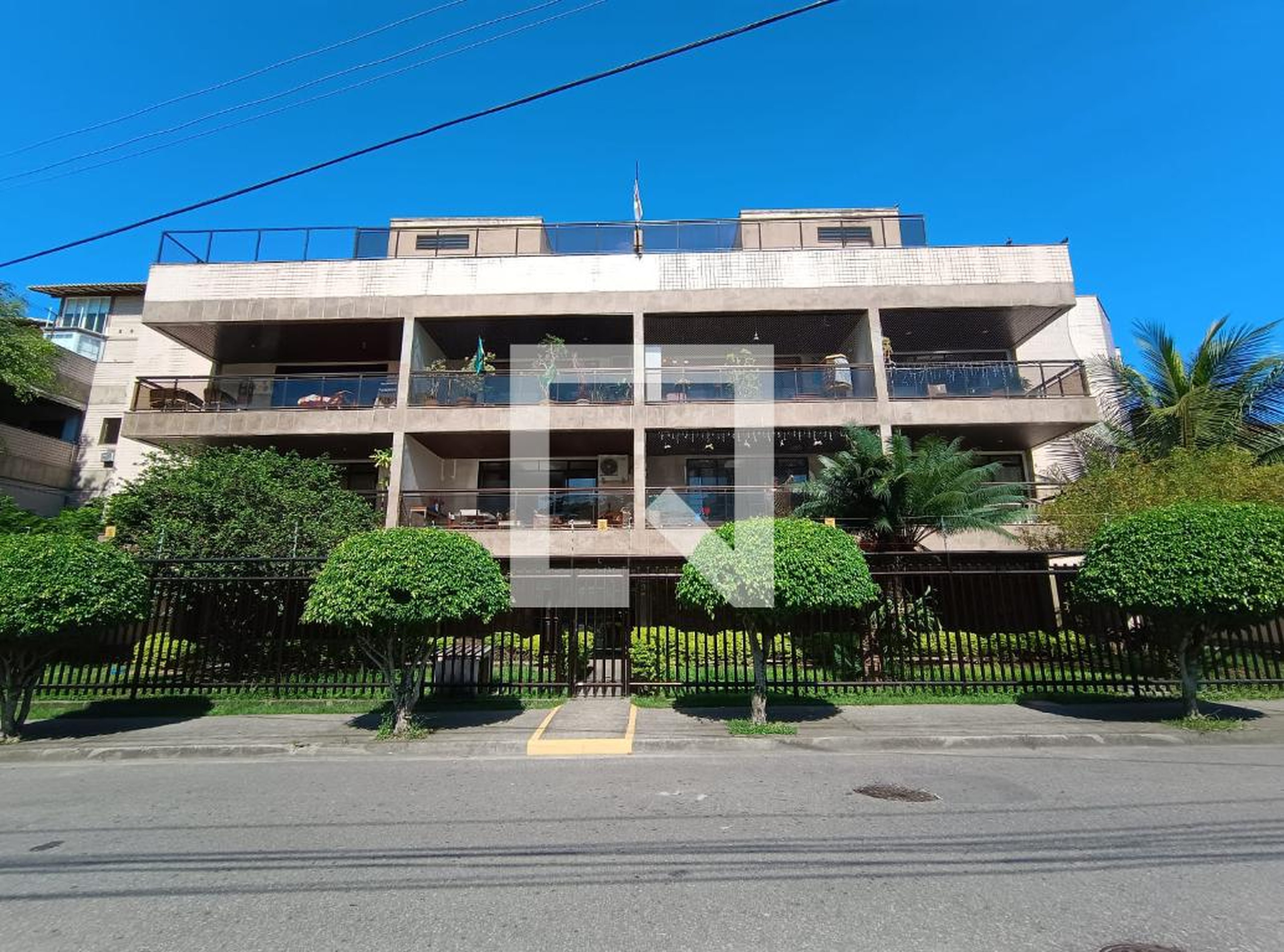 Fachada do Prédio Condomínio em Rua Henrique Stamile Coutinho, 430