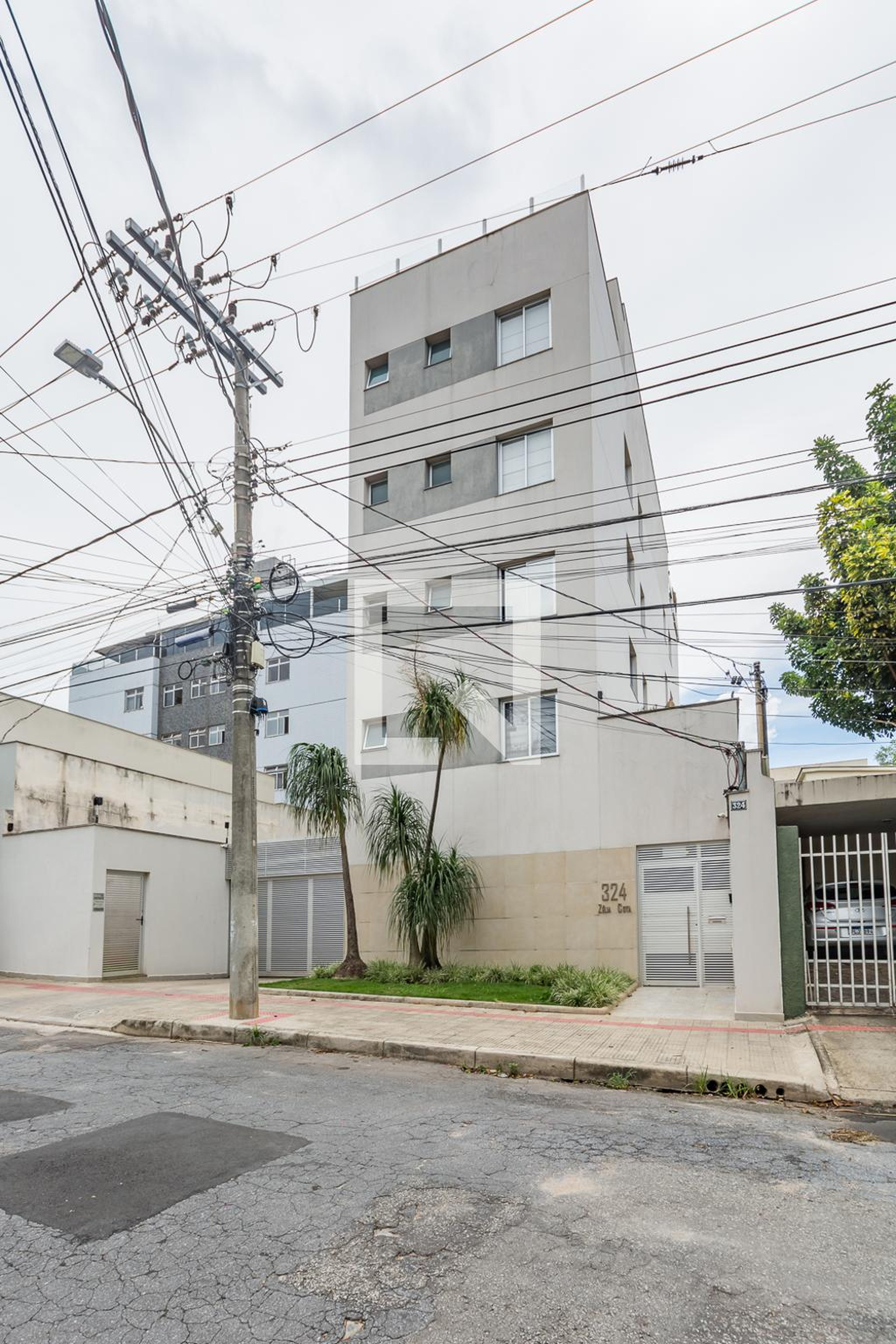 Fachada Condomínio em Rua José de Alencar, 324