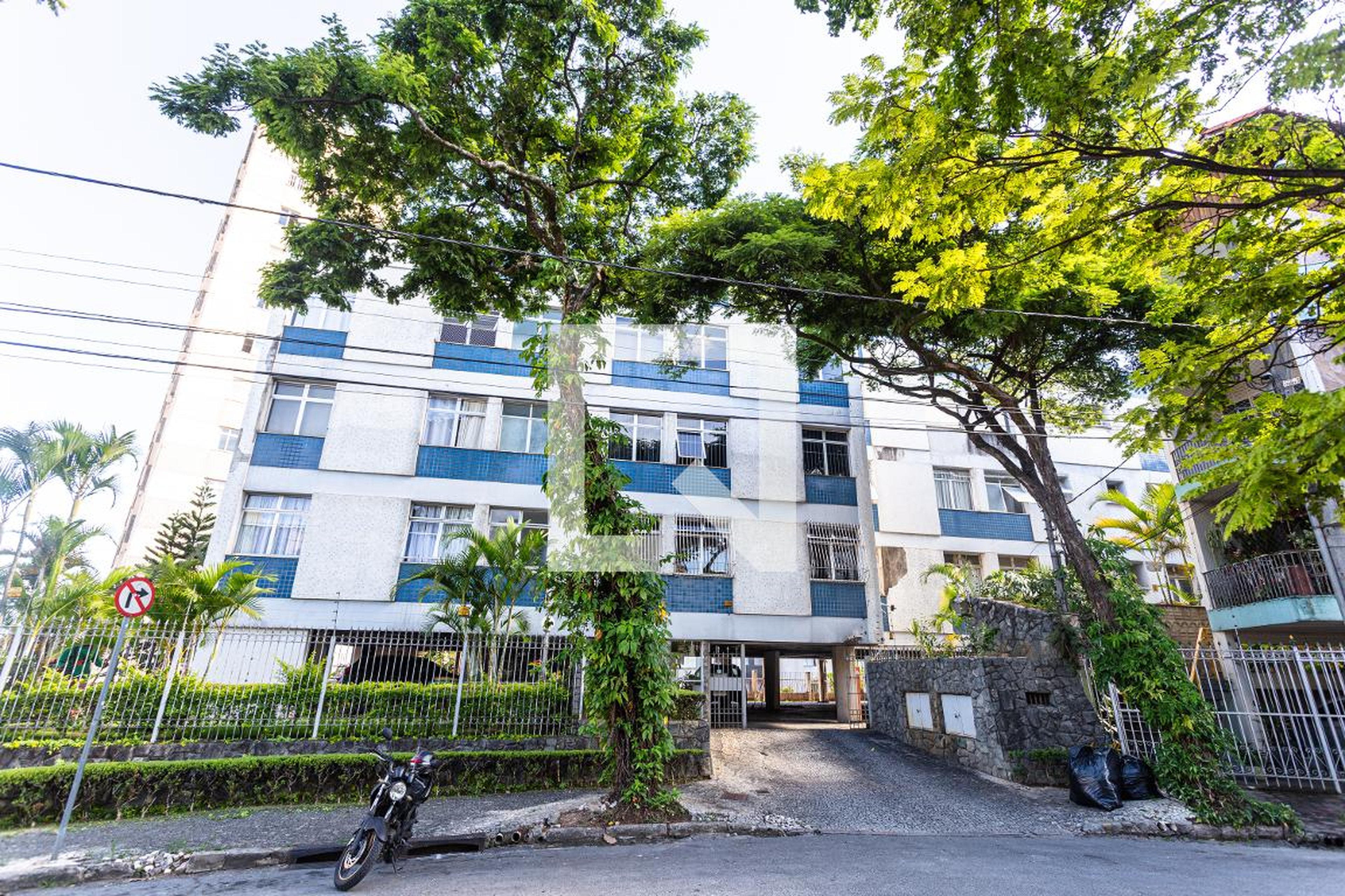 Fachada Condomínio em Praça Cairo, 90