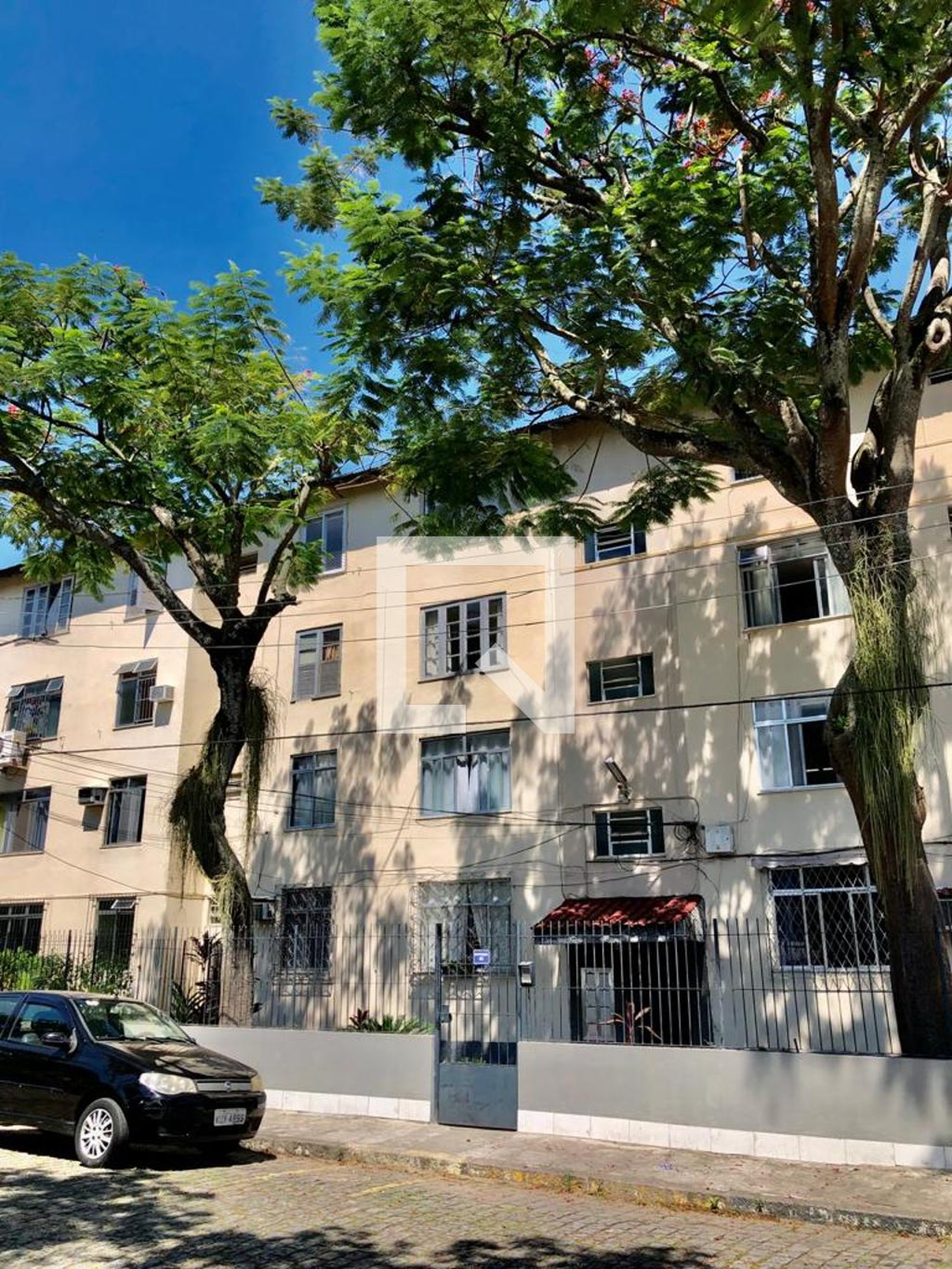 Fachada do Prédio Condomínio em Rua Guajará Mirim, 2