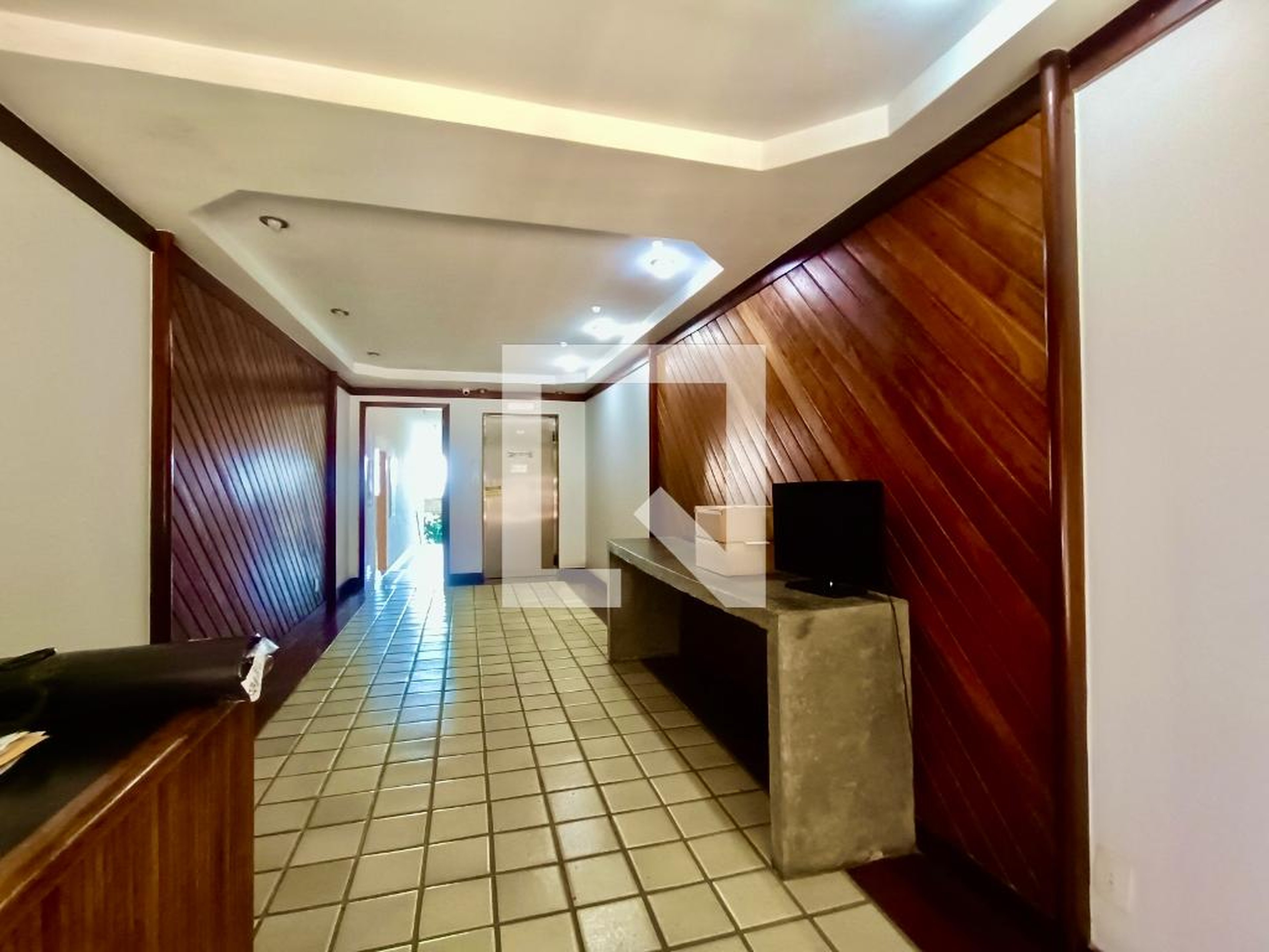 Portaria Condomínio em Rua Timóteo da Costa, 777