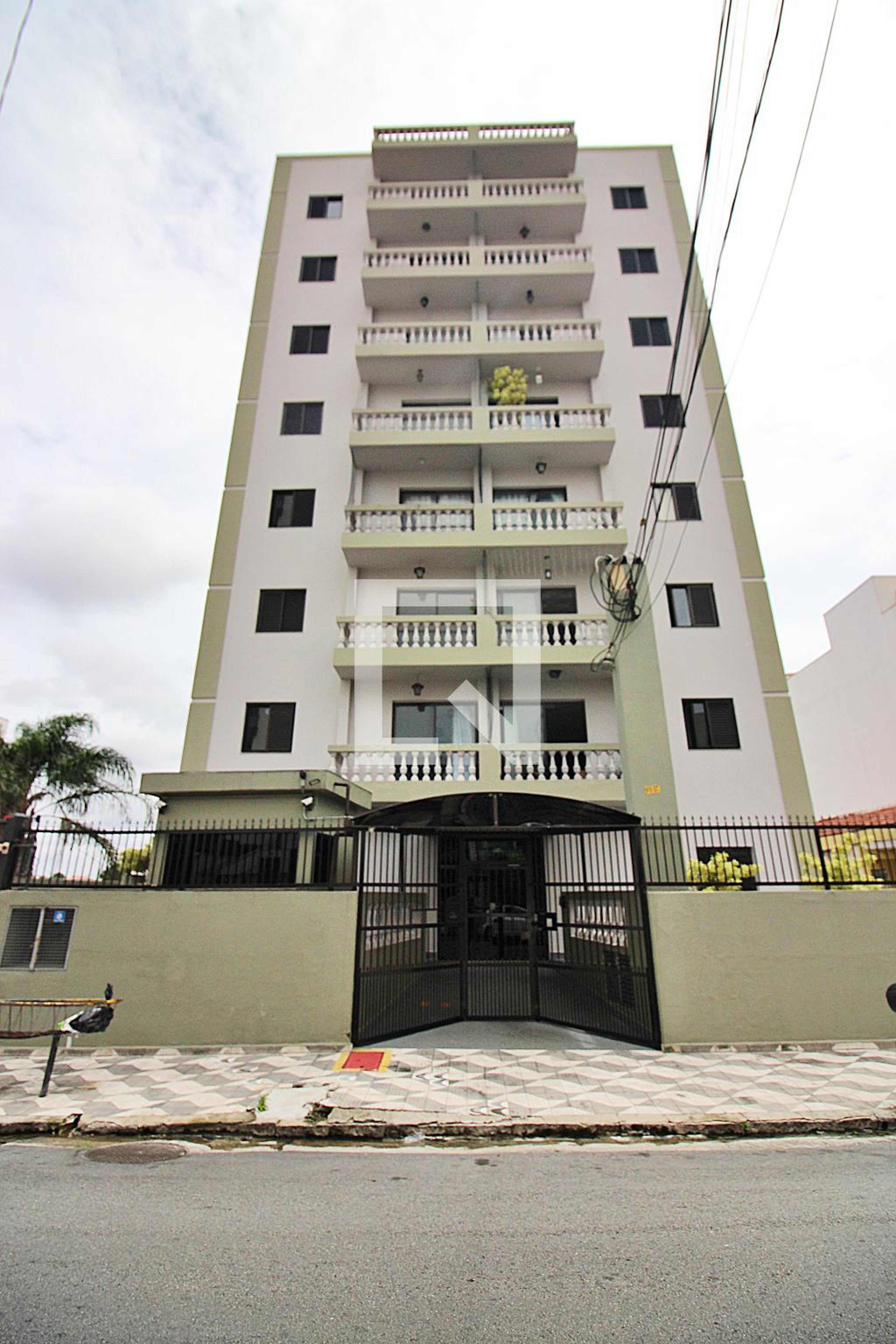Fachada Condomínio em Rua Avaré, 317