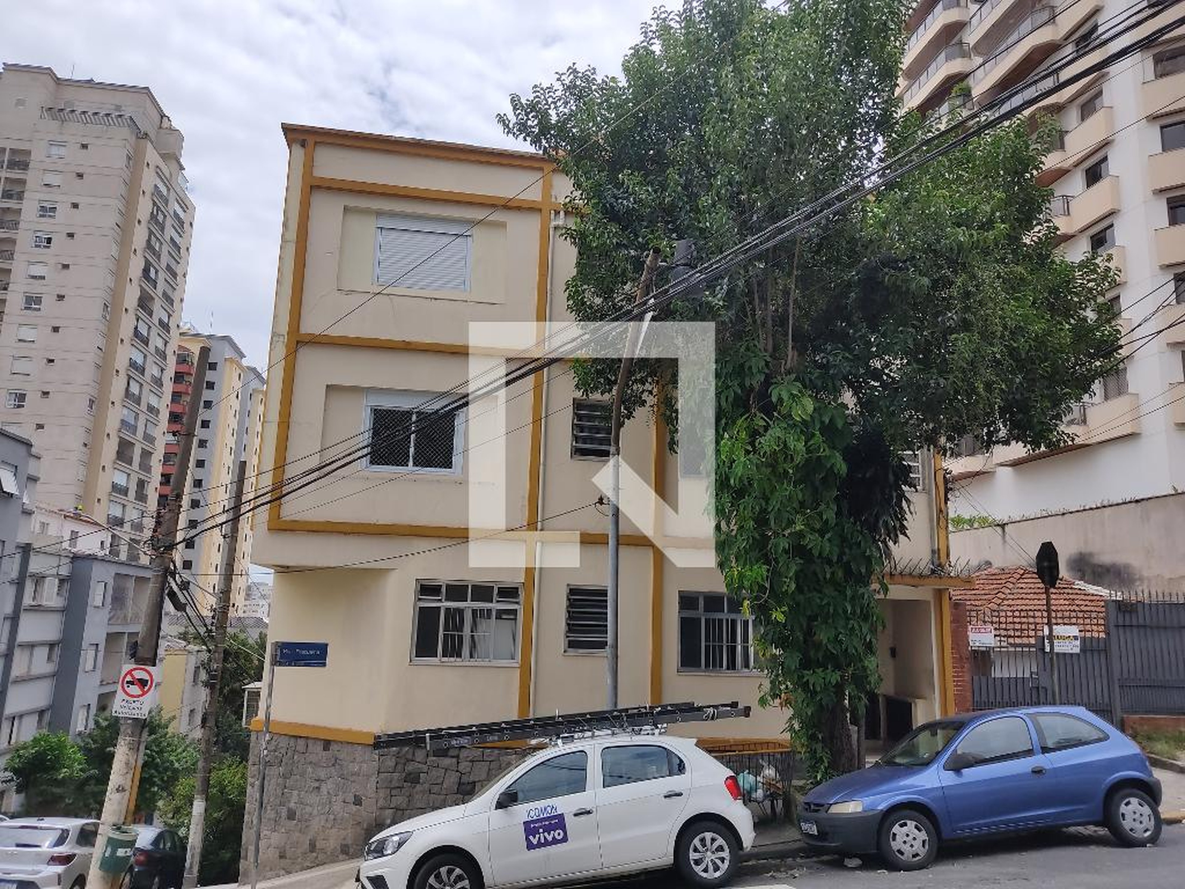 Fachada do Prédio Condomínio Alexandrino