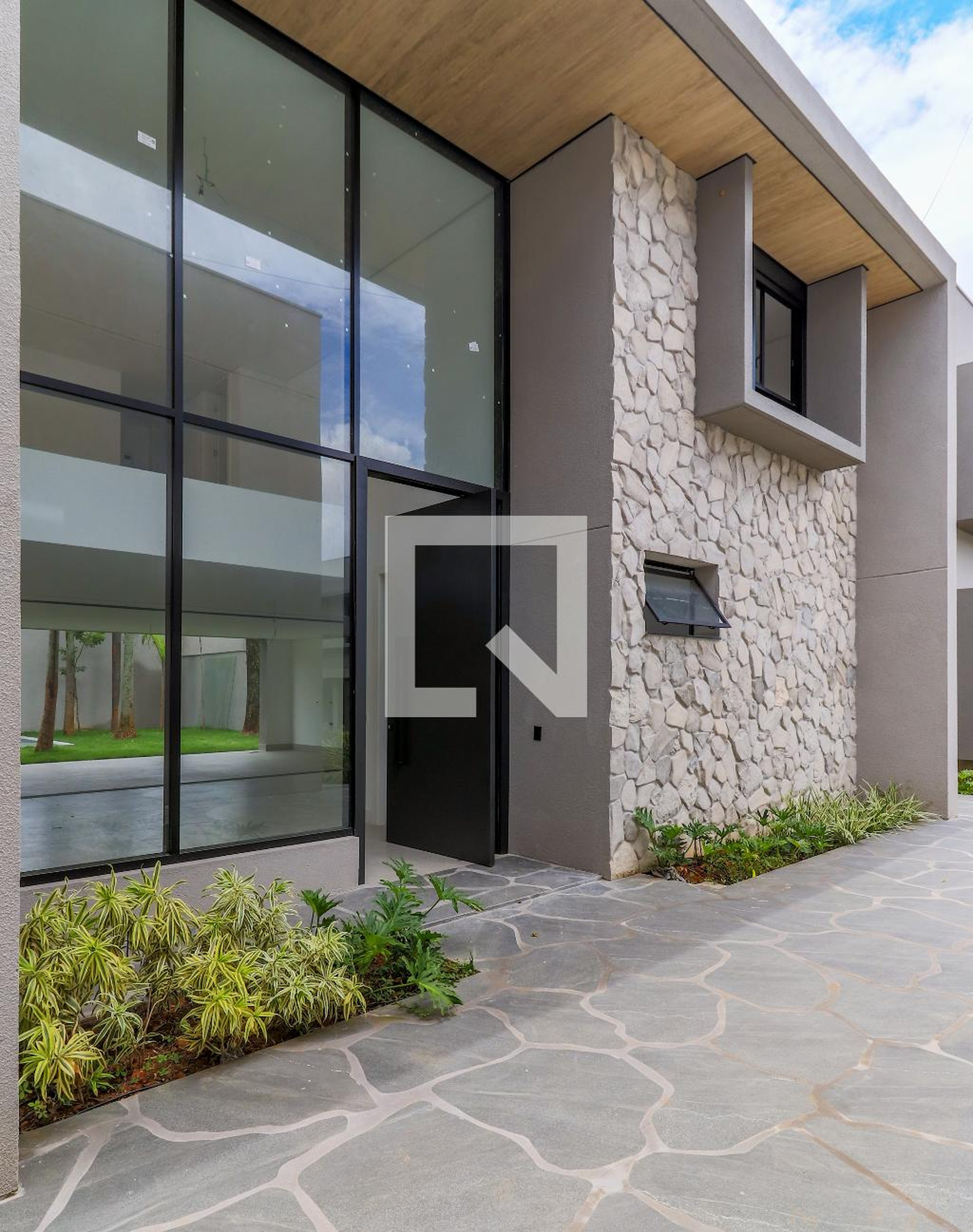 Fachada Condomínio Hípica Max Garden