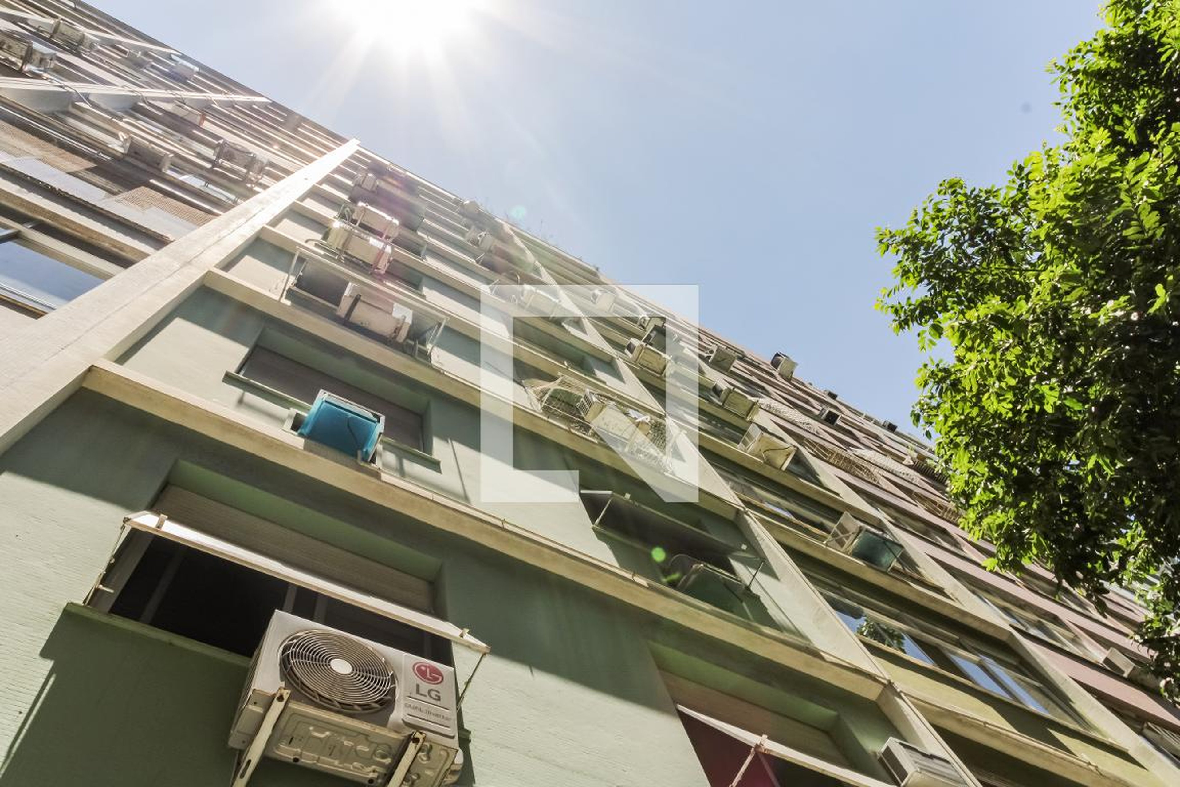 Fachada do Prédio Edifício Louville