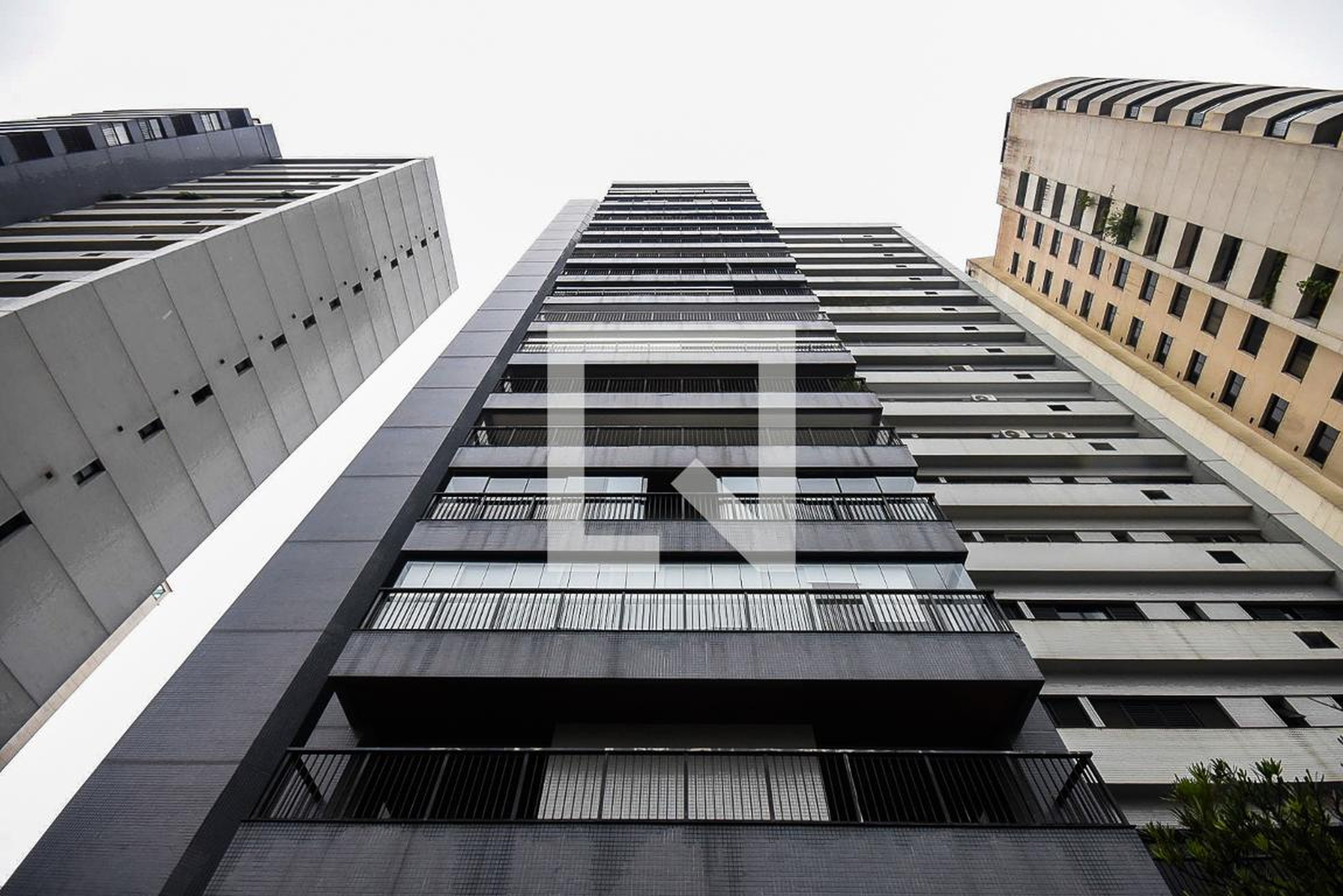 Fachada Condomínio Iubatinga