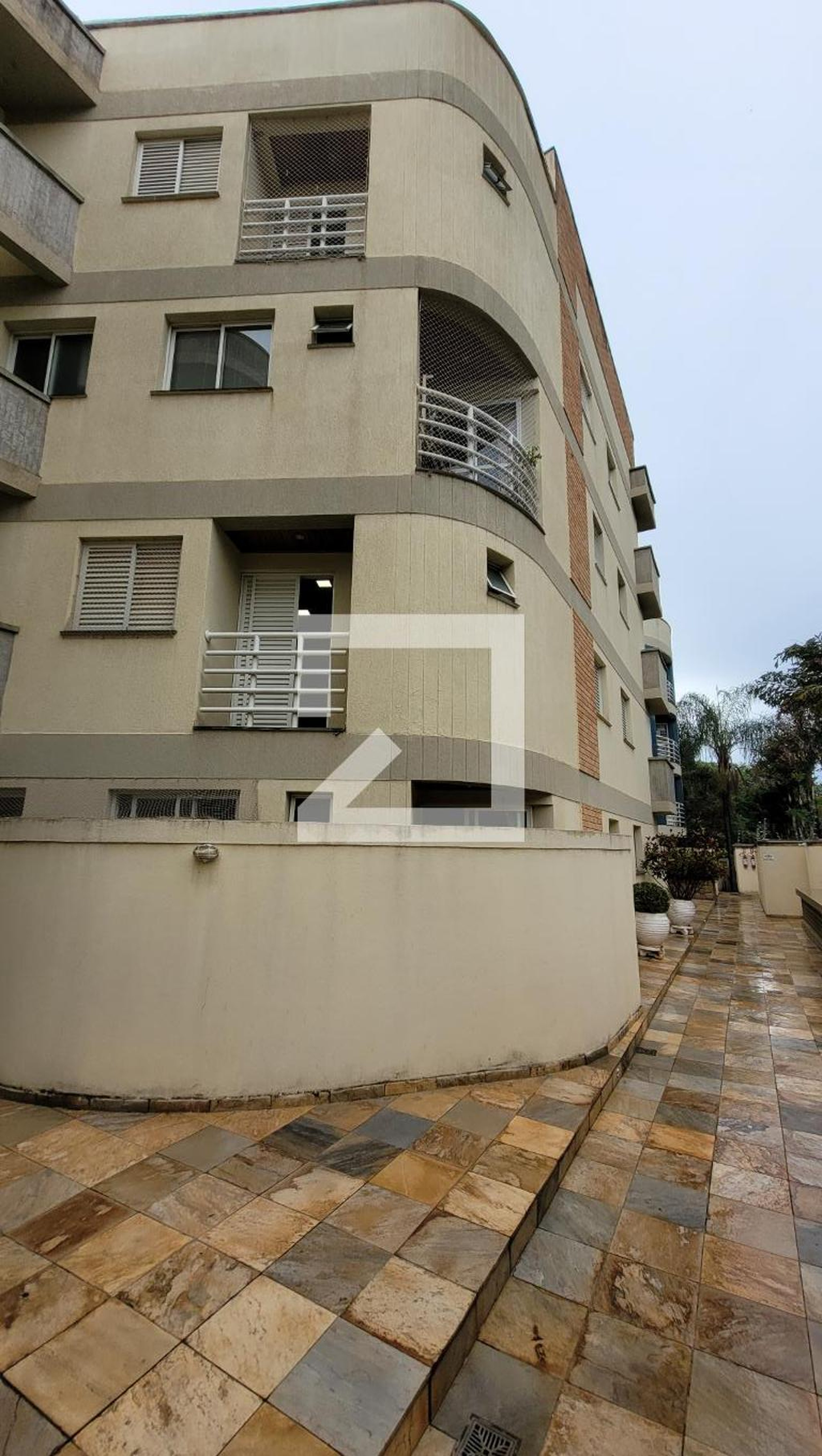 Fachada do Prédio Condomínio Duplex Barão Geraldo