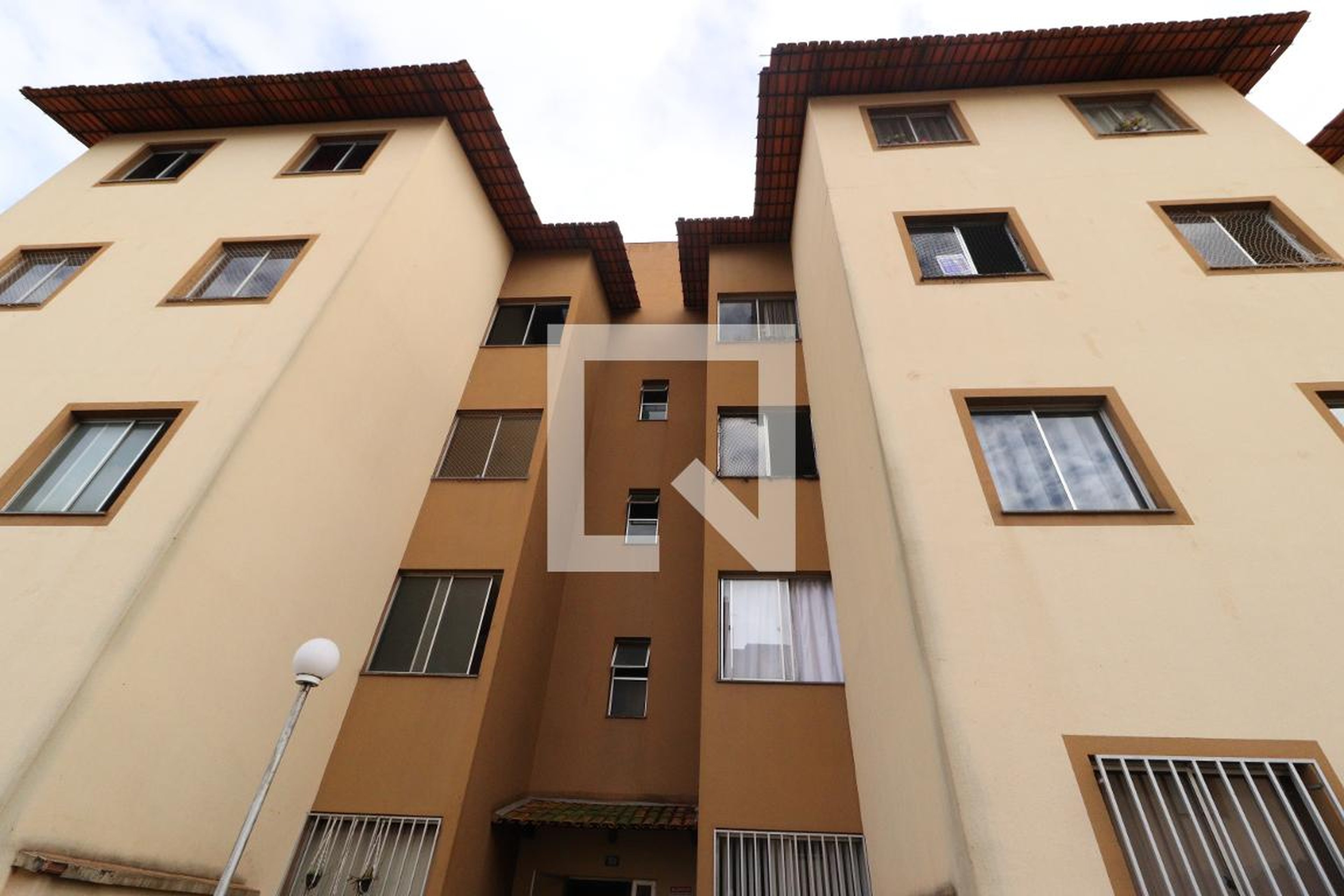 Fachada Condomínio em Rua Geraldino Martins Rodrigues, 590