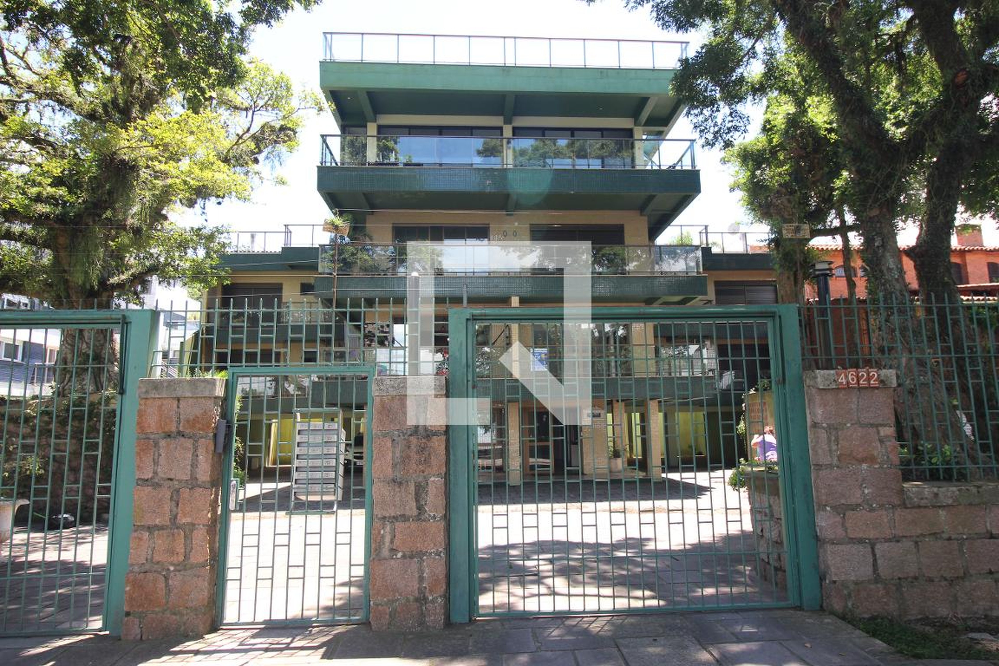 Fachada do Prédio Condomínio em Avenida Guaíba, 4622