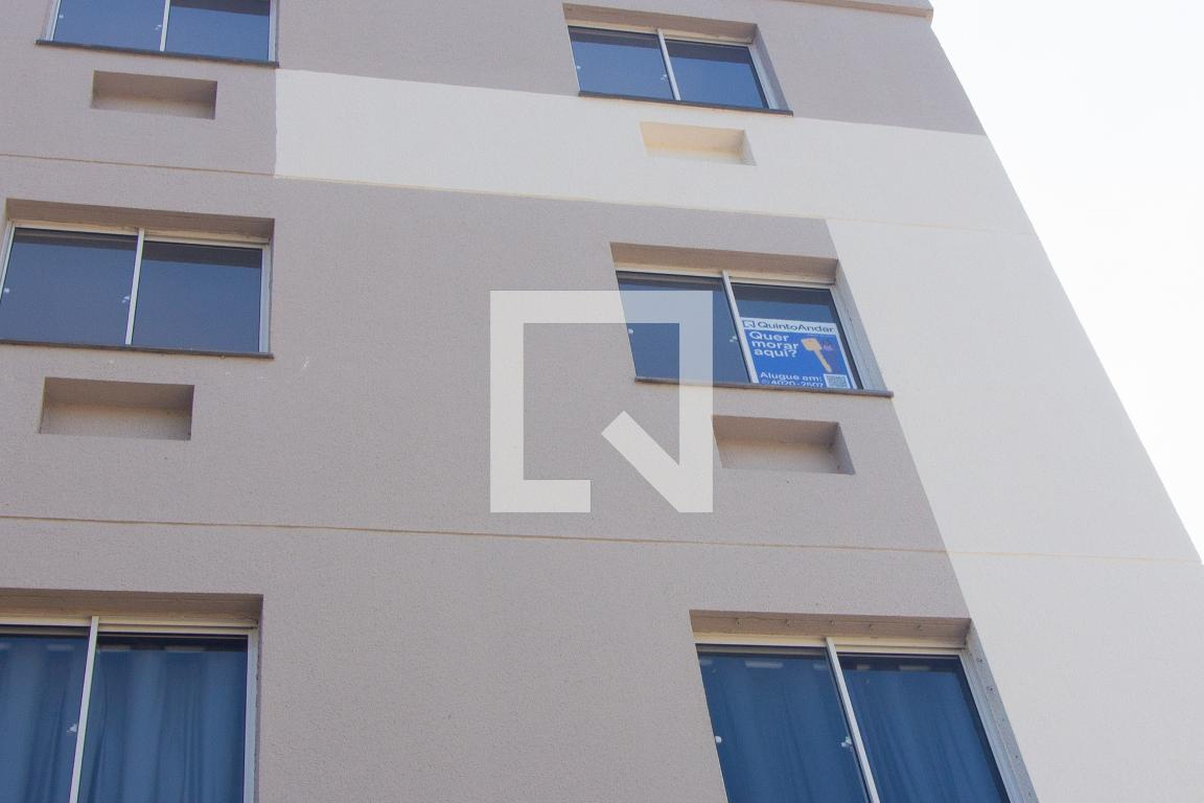 Fachada Condomínio em Rua Afonso Projetada, 100