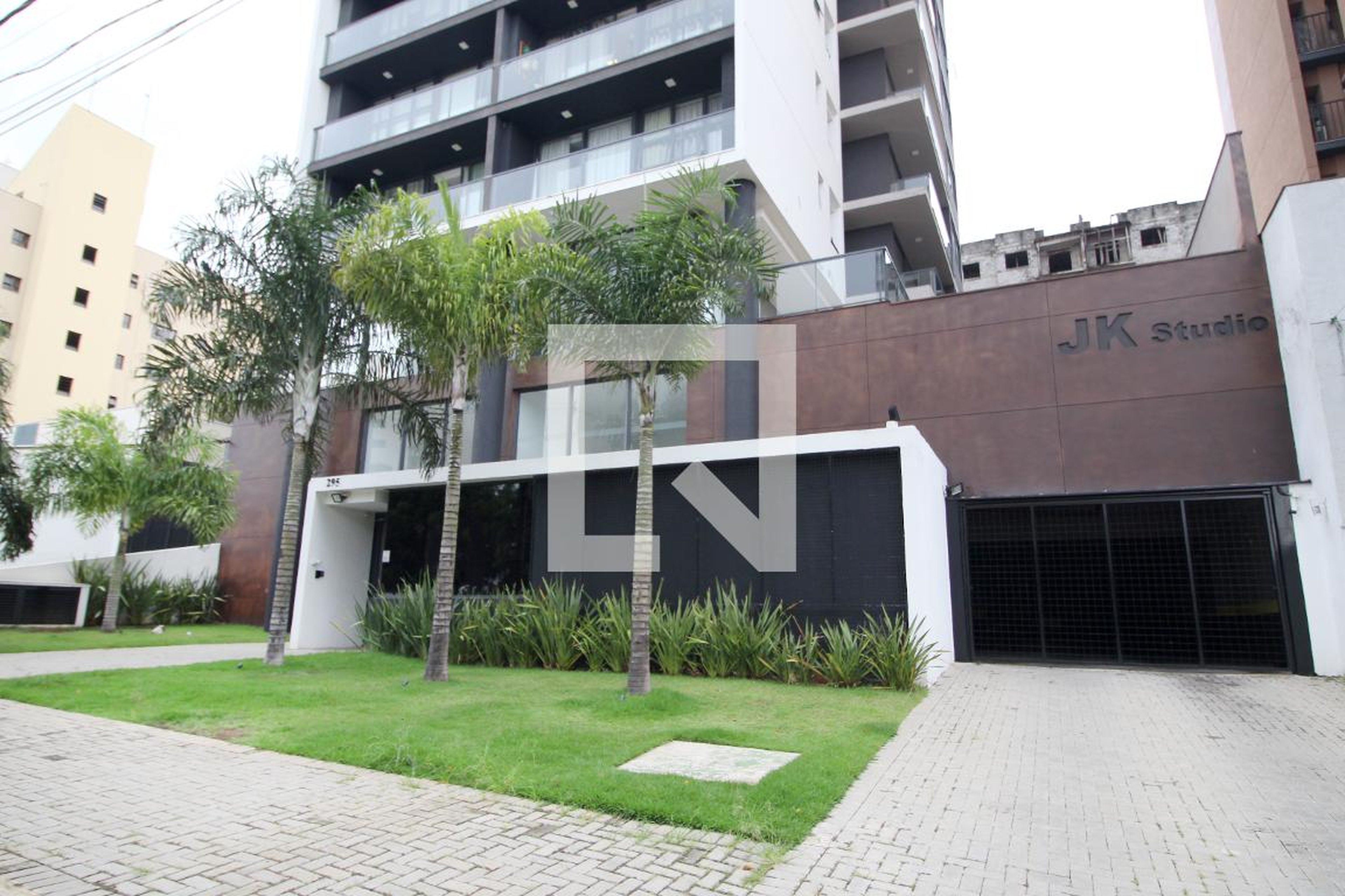 Fachada Condomínio JK Studio