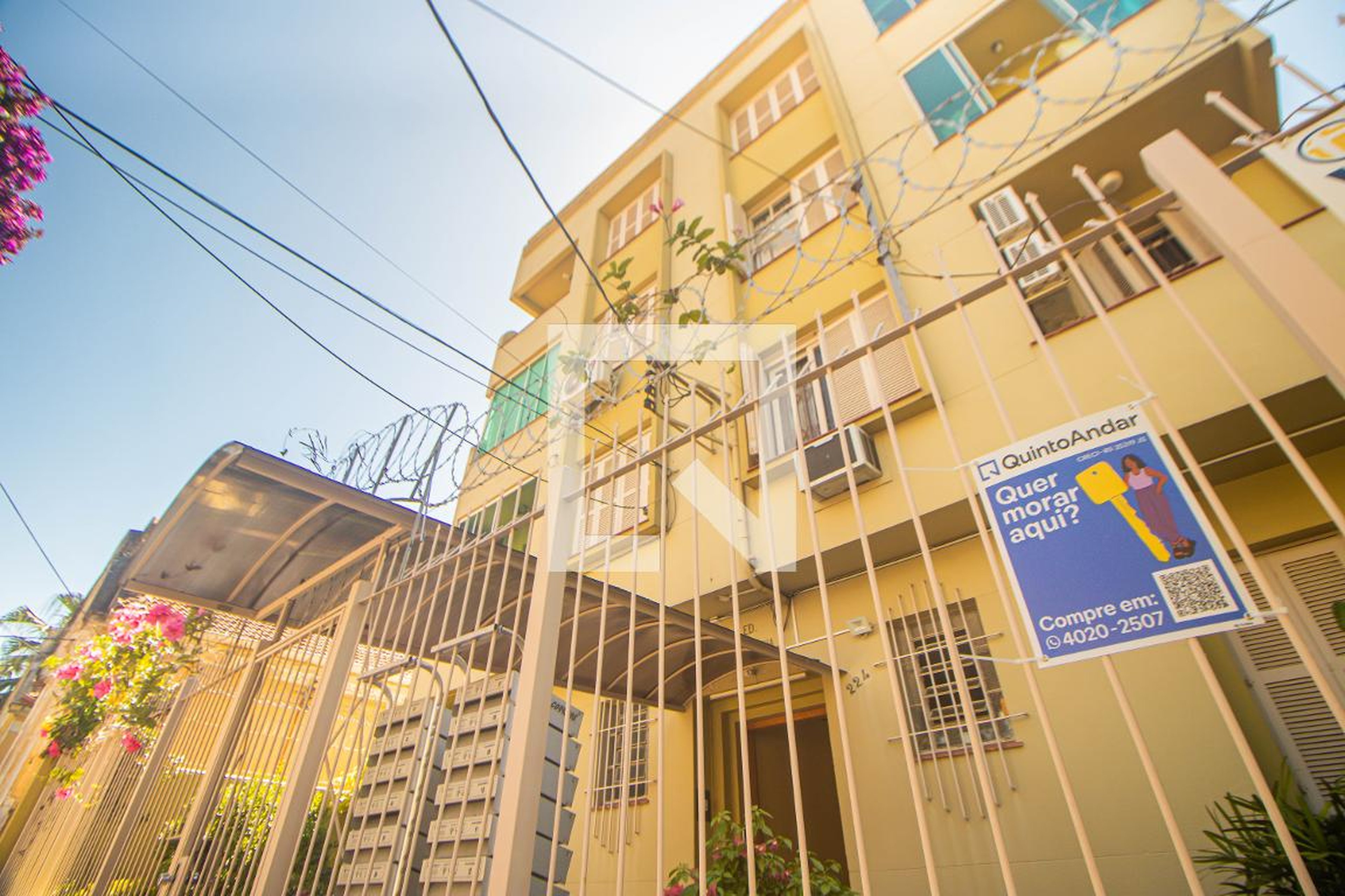 Fachada Condomínio em Rua São Carlos, 224