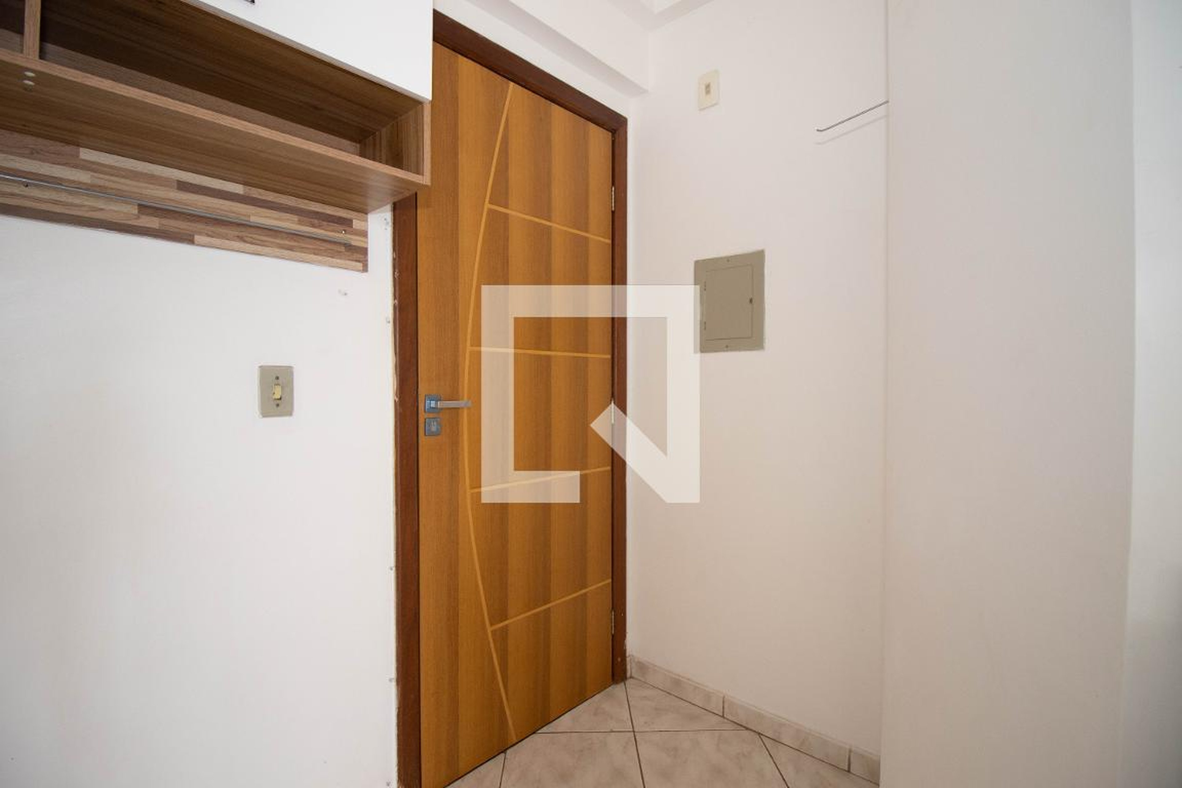Hall - null