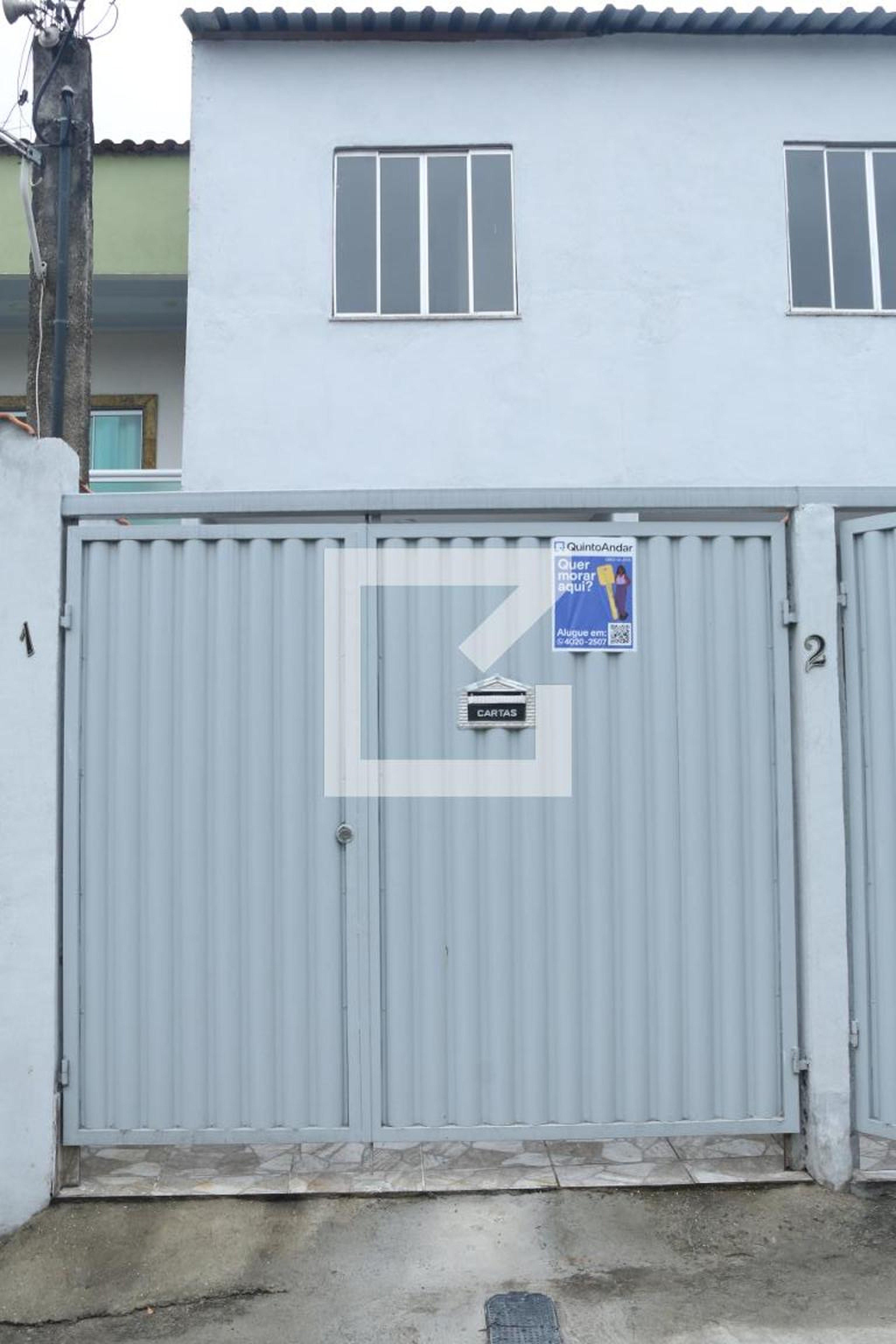 Fachada Condomínio em Rua Roberto Vicenzi, 81