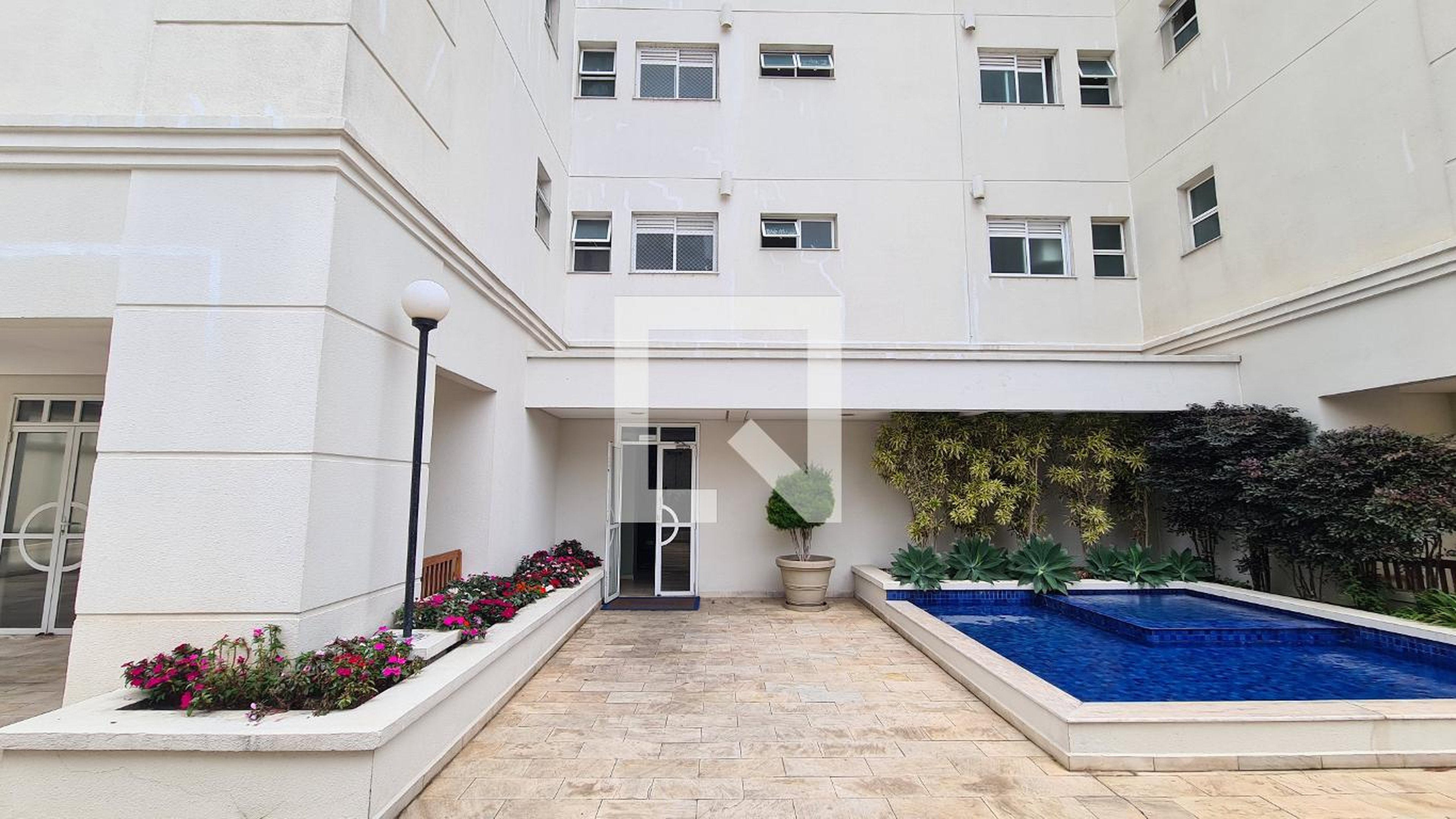 Fachada do Prédio Condomínio Vila Bela