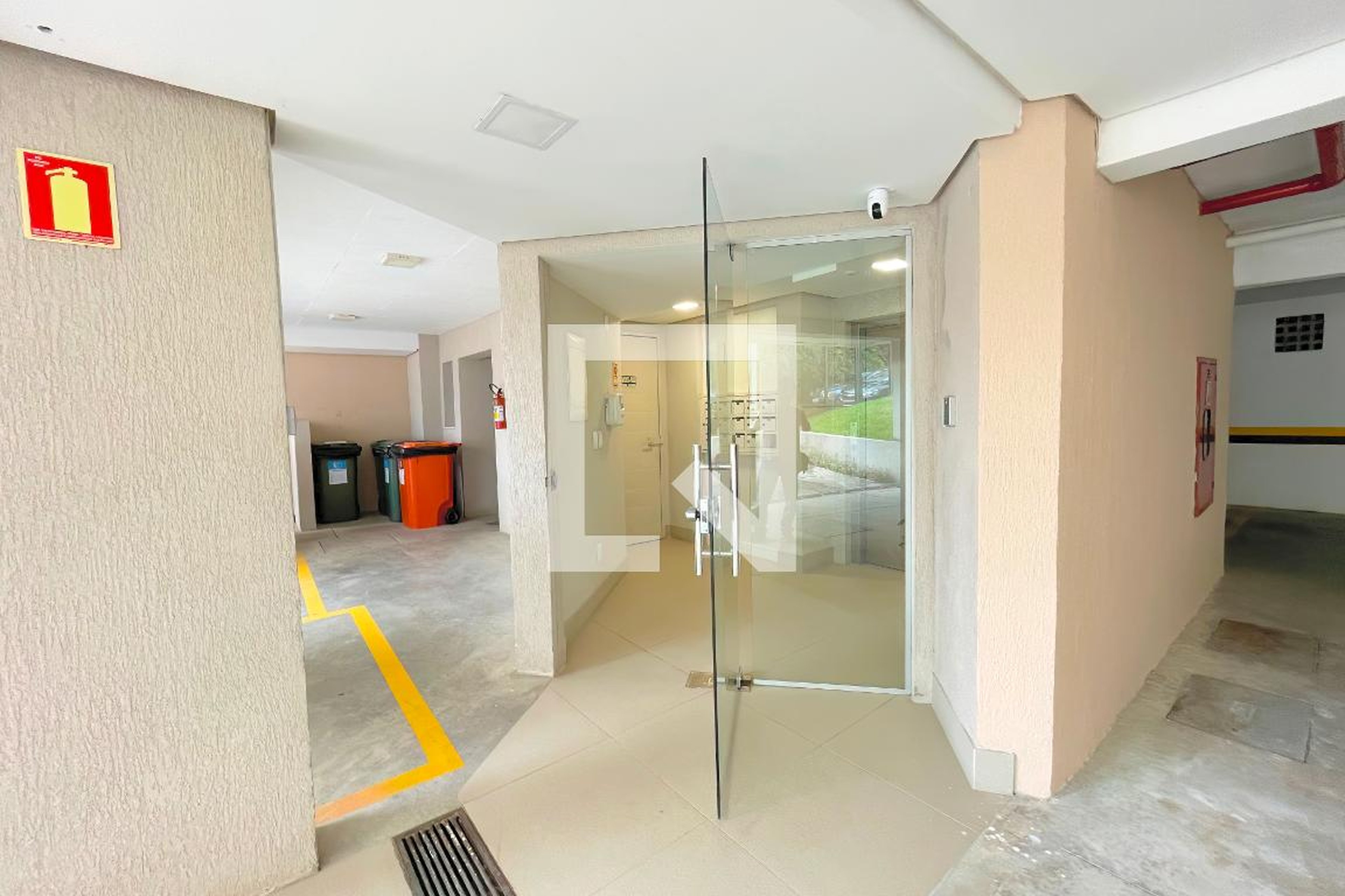 Área comum - Jules Verne