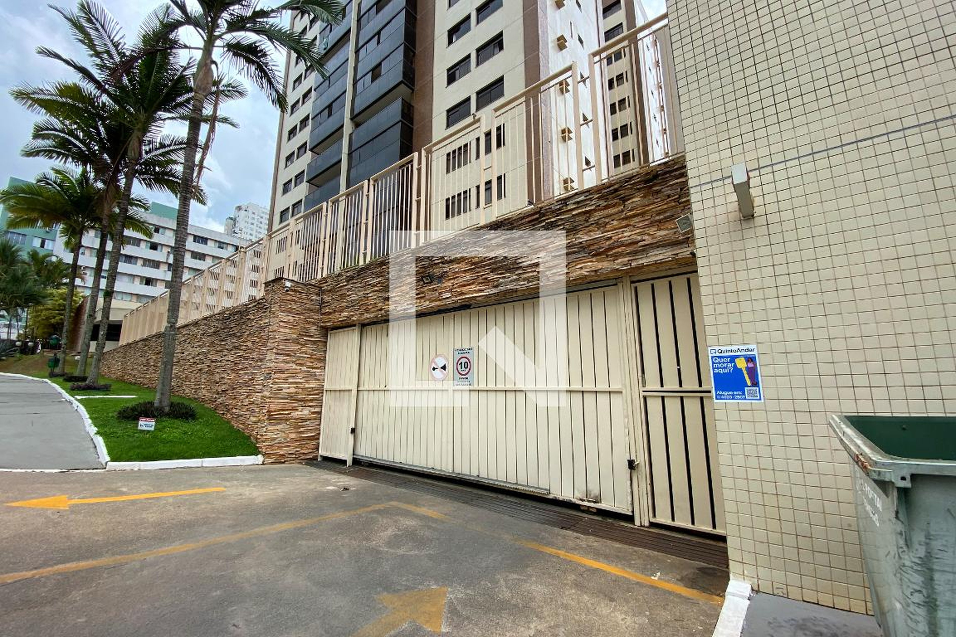 Fachada Condomínio em Quadra 105, 3