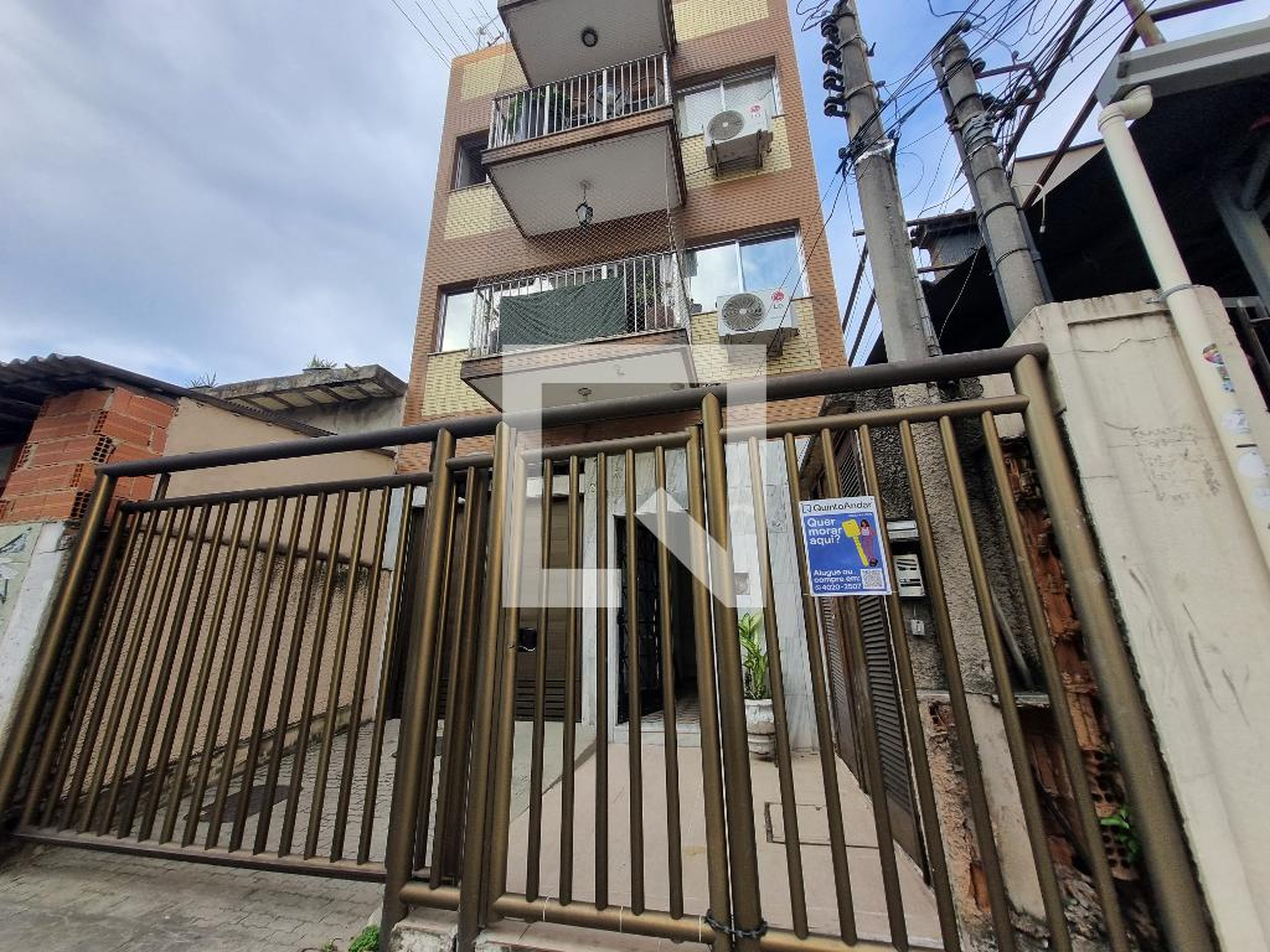 Fachada do Prédio Condomínio em Rua Magalhães Couto, 300