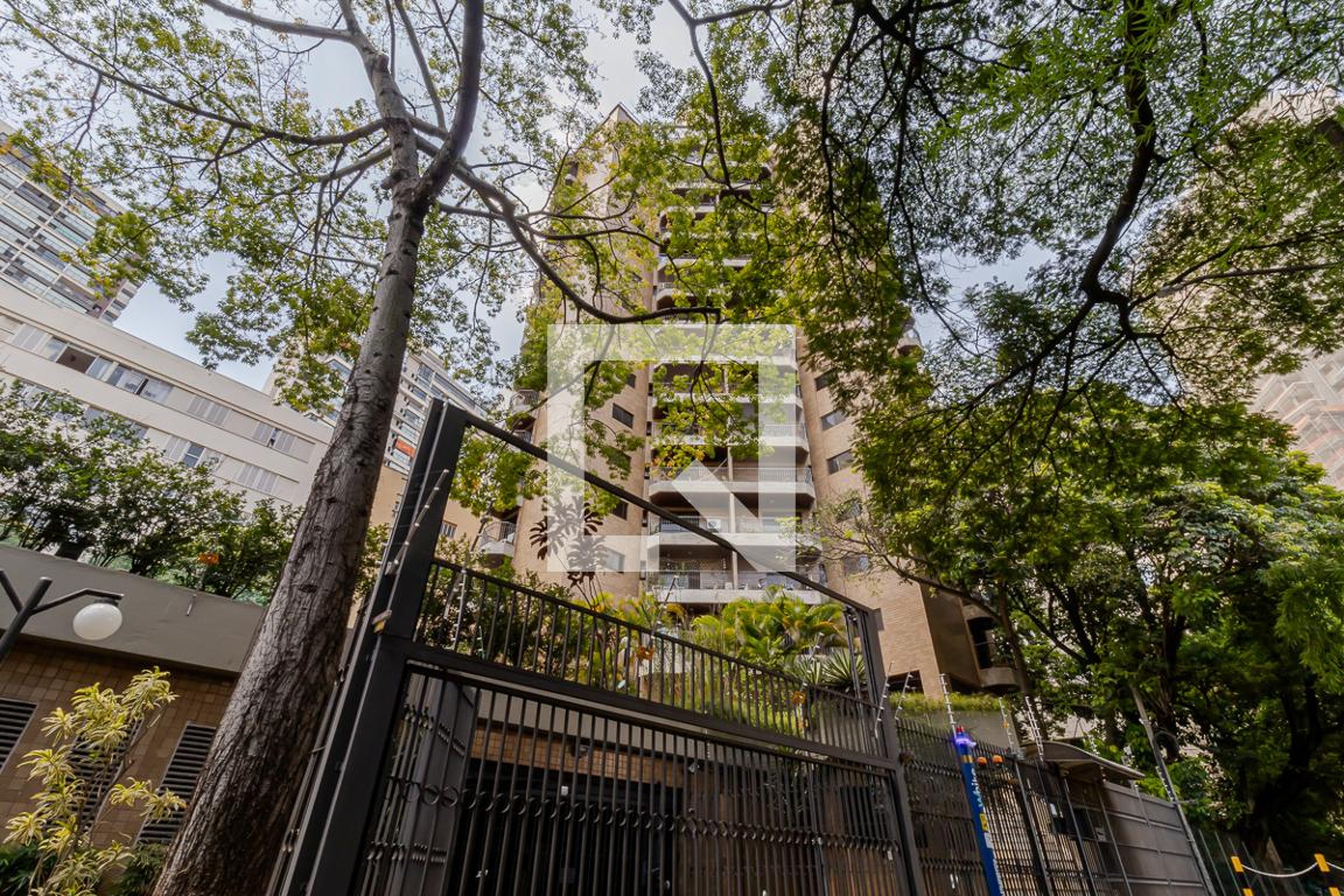 Fachada Condomínio Saint Thomas