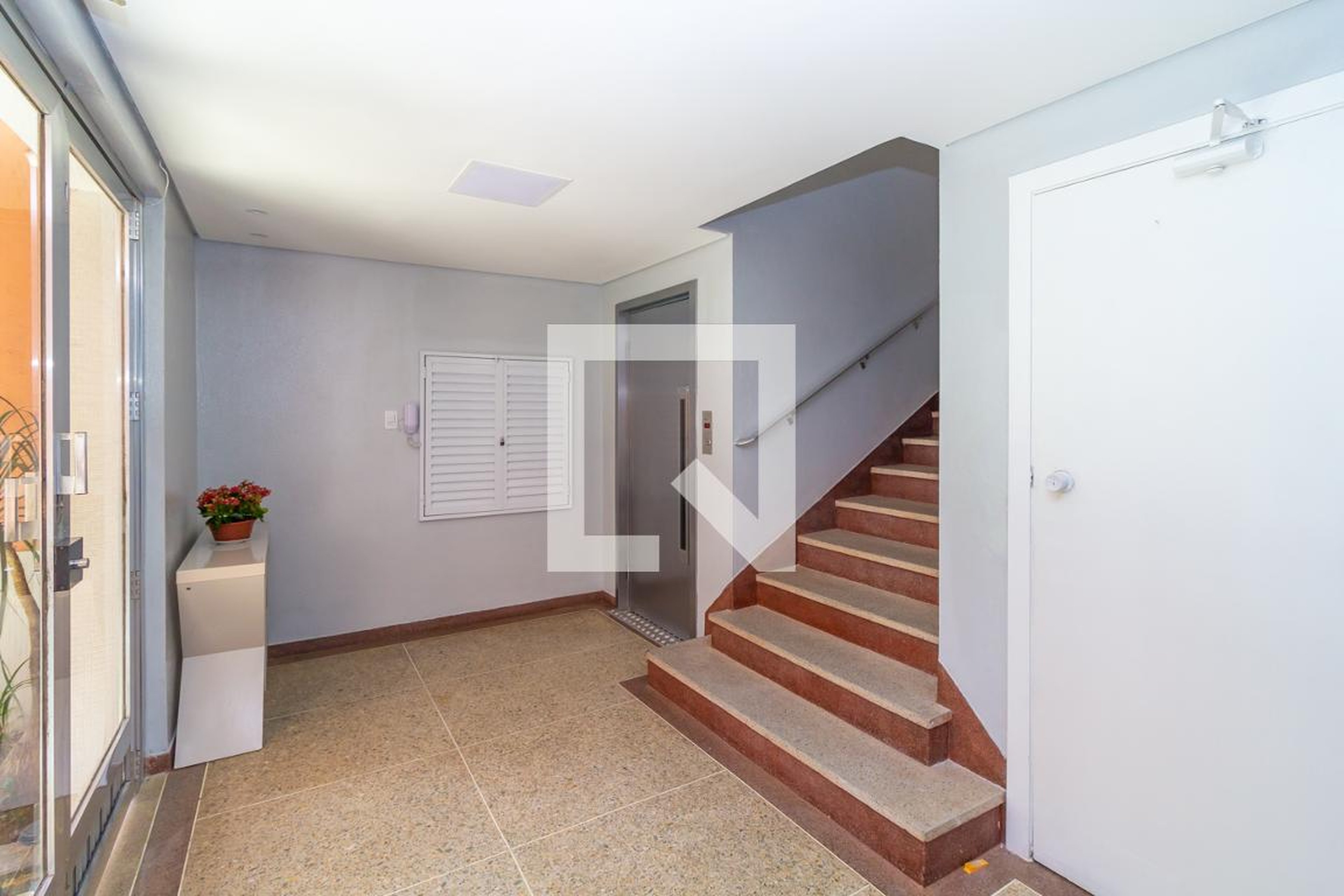 Hall de entrada - Edifício Celina