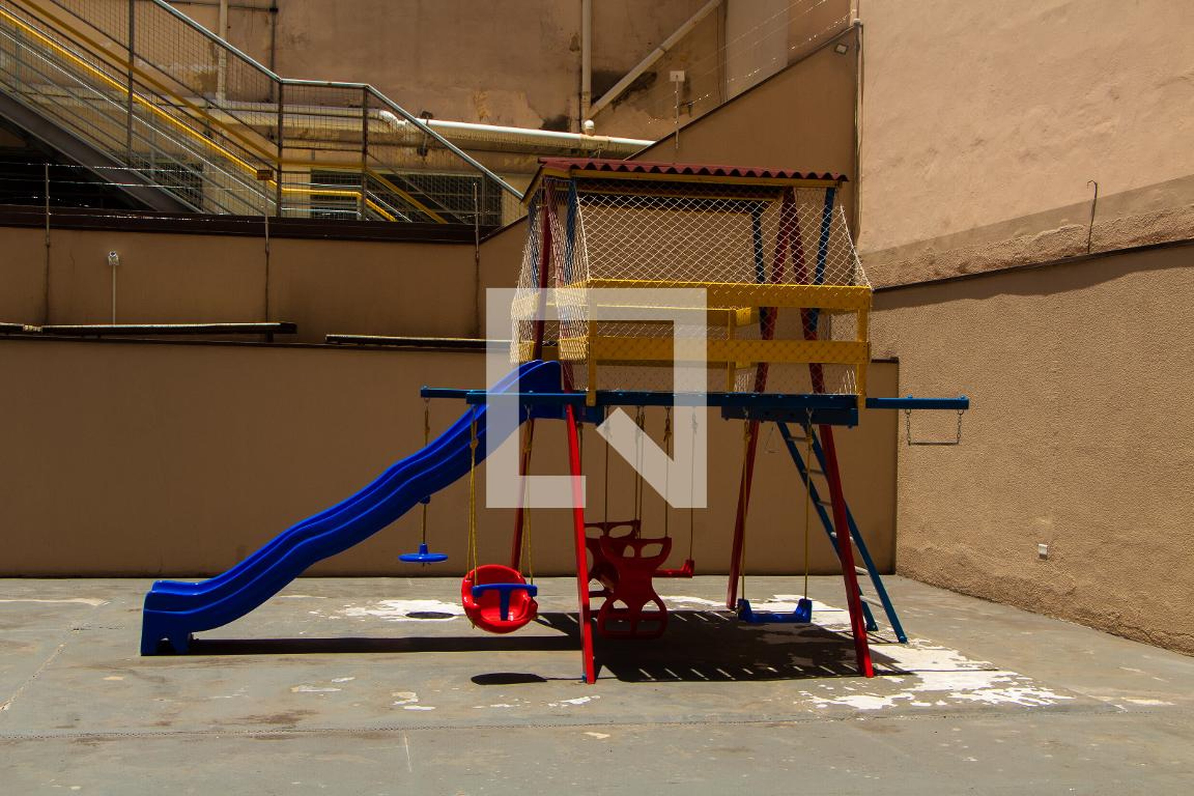 PLAYGROUND - Centerville