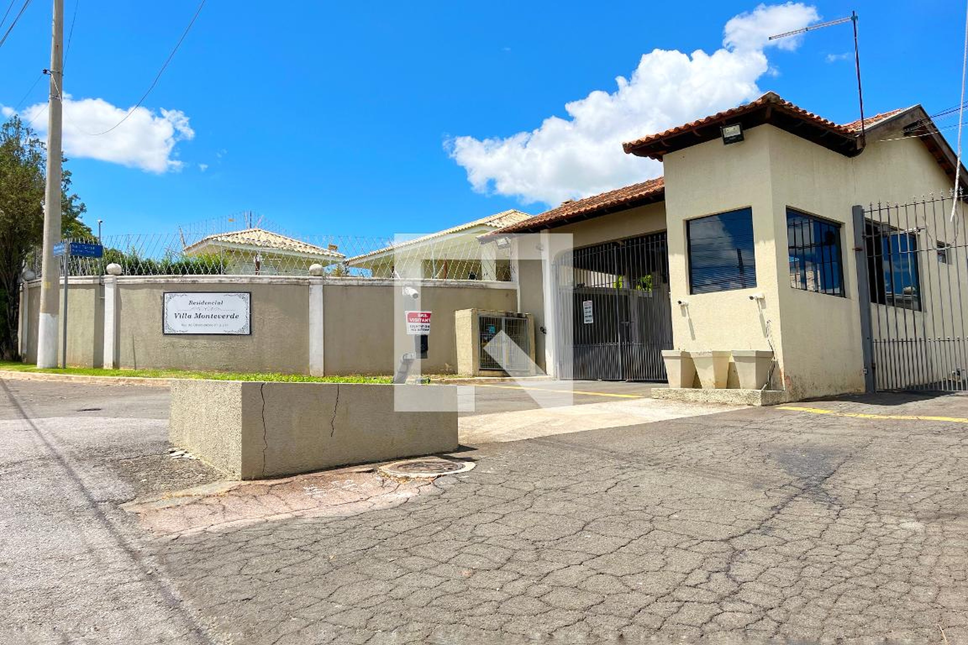 Fachada do Condomínio Condomínio em Rua do Observatório, 154