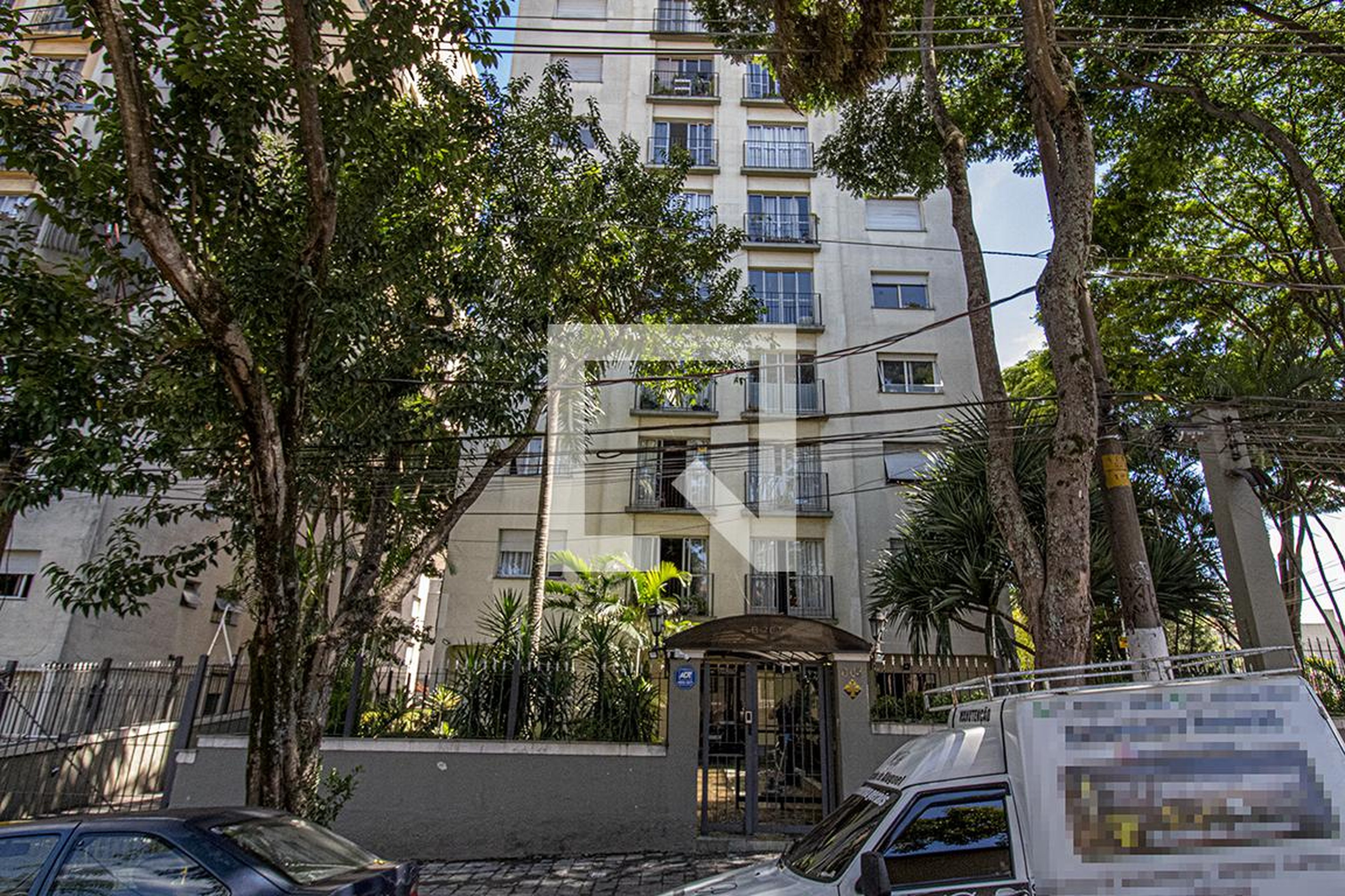 fachada Condomínio em Rua Antônio Tavares, 94