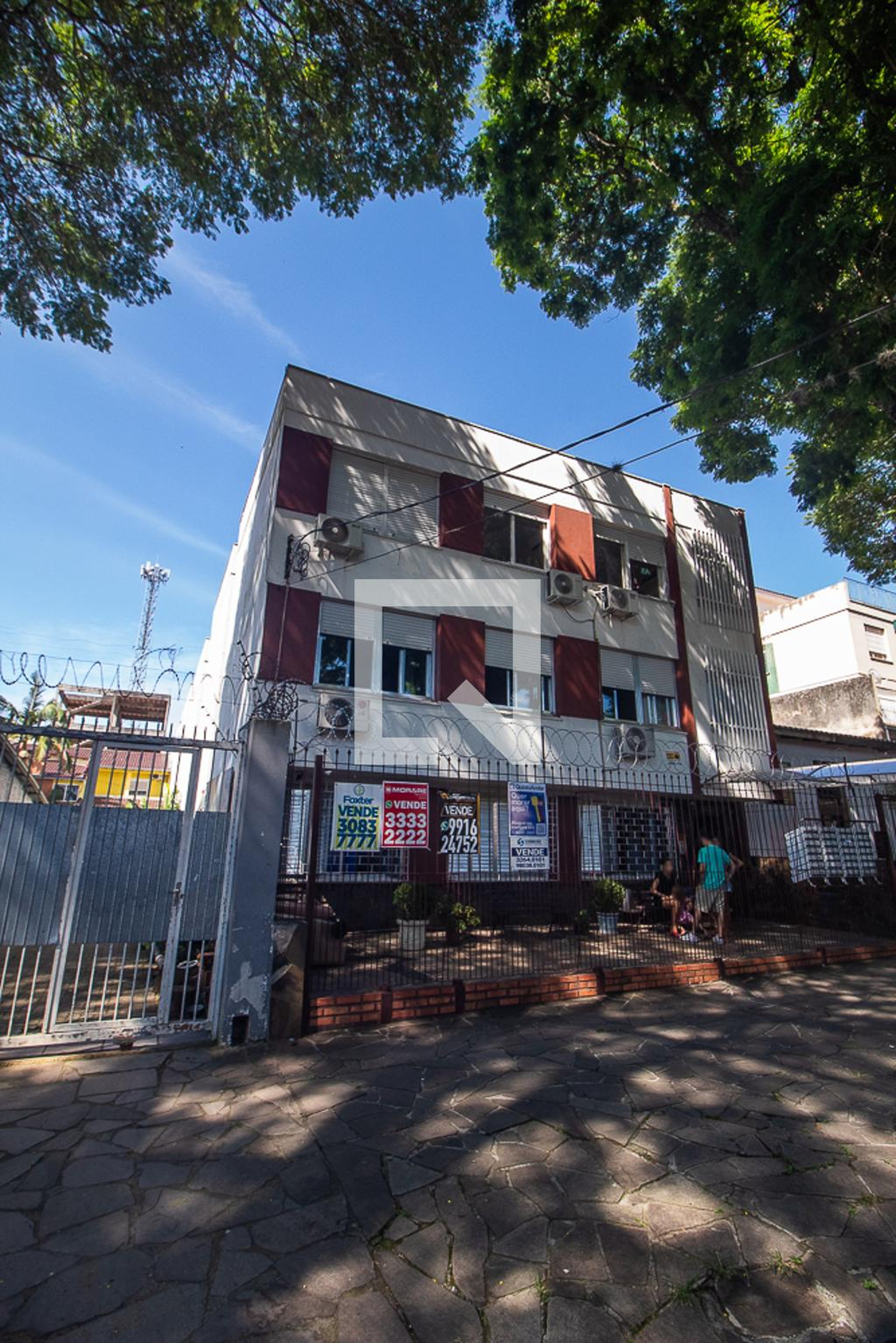 Fachada Condomínio em Rua Coronel José Rodrigues Sobral, 311