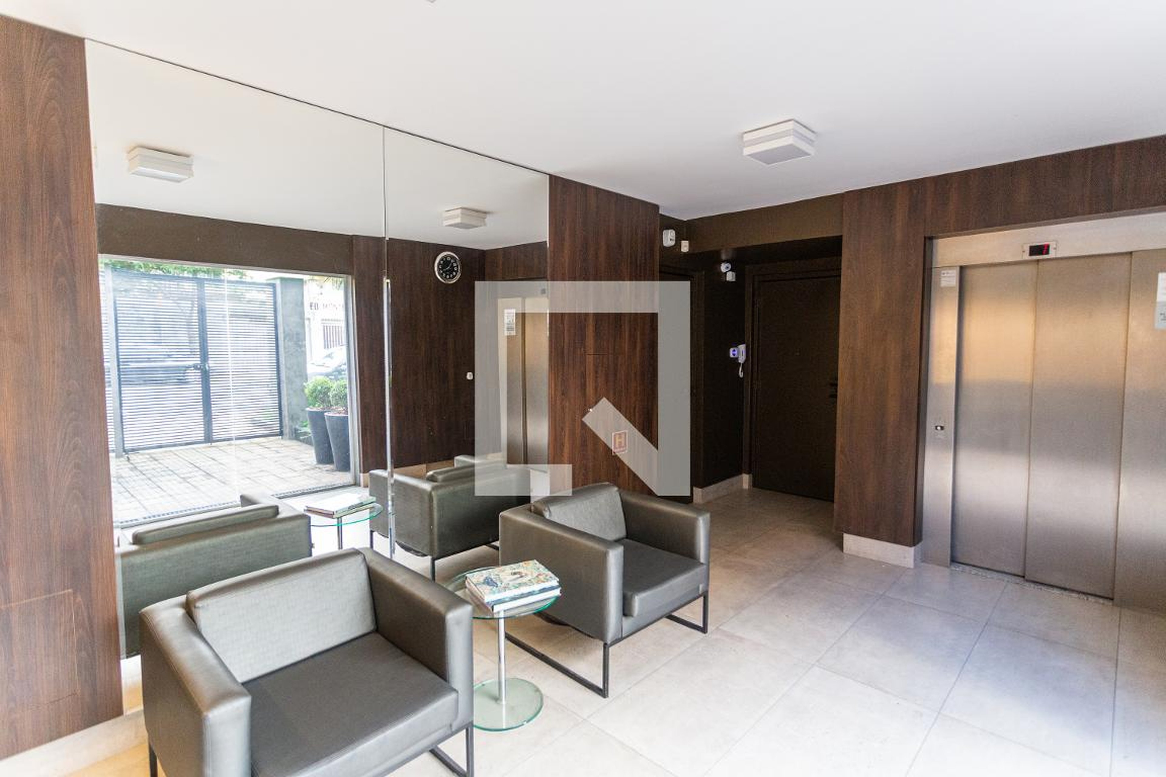 Hall de Entrada - Edifício Residencial Monte Carlo